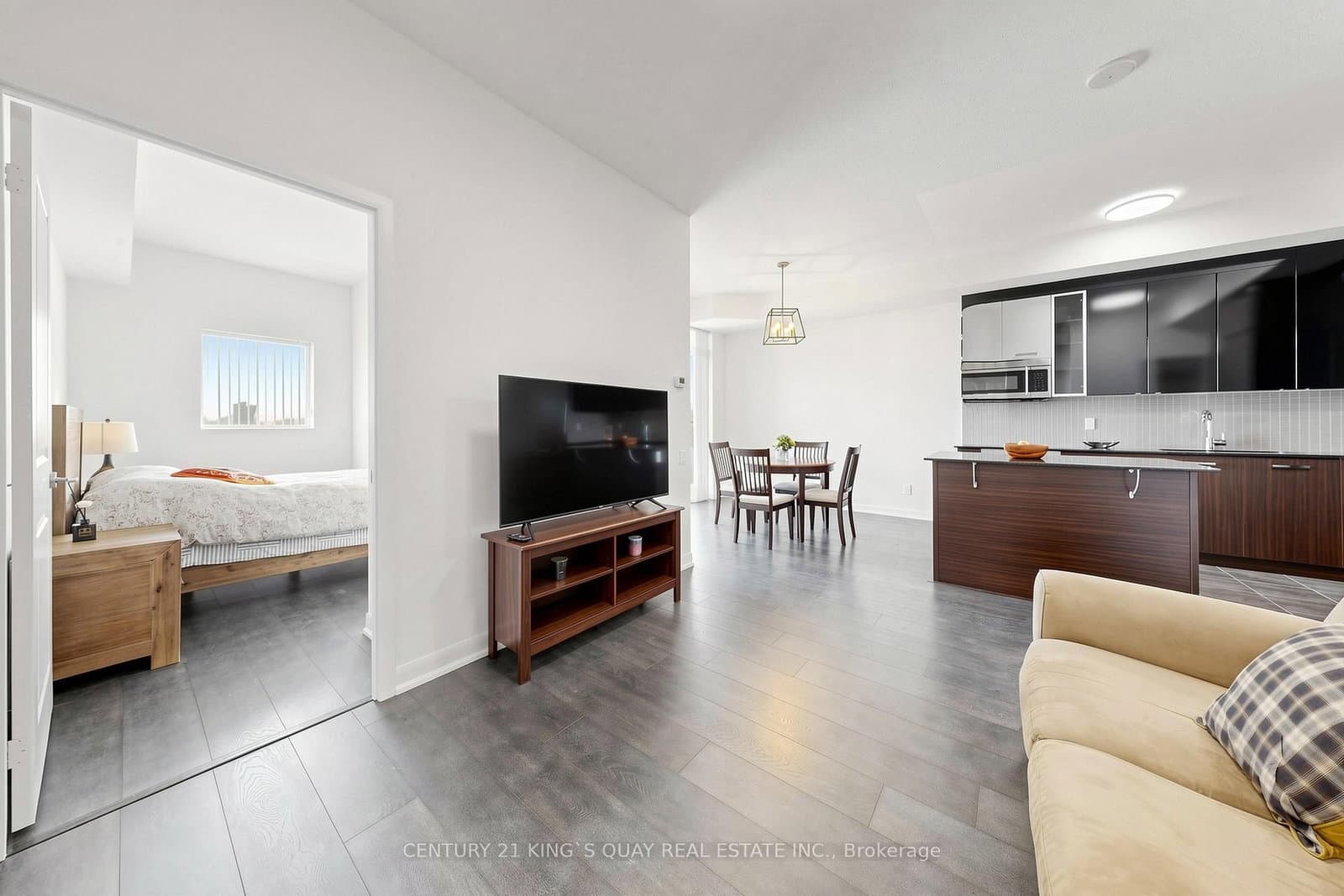 5168 Yonge Street, Unit LPH101 thumbnail 15