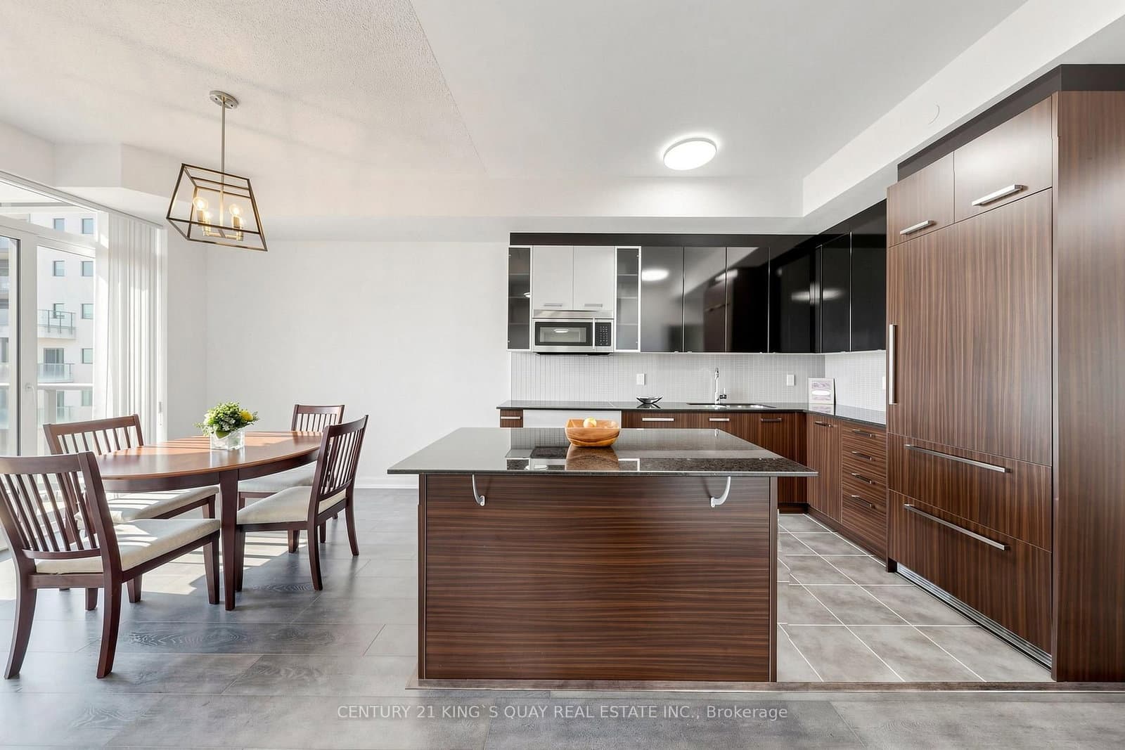 5168 Yonge Street, Unit LPH101 thumbnail 17