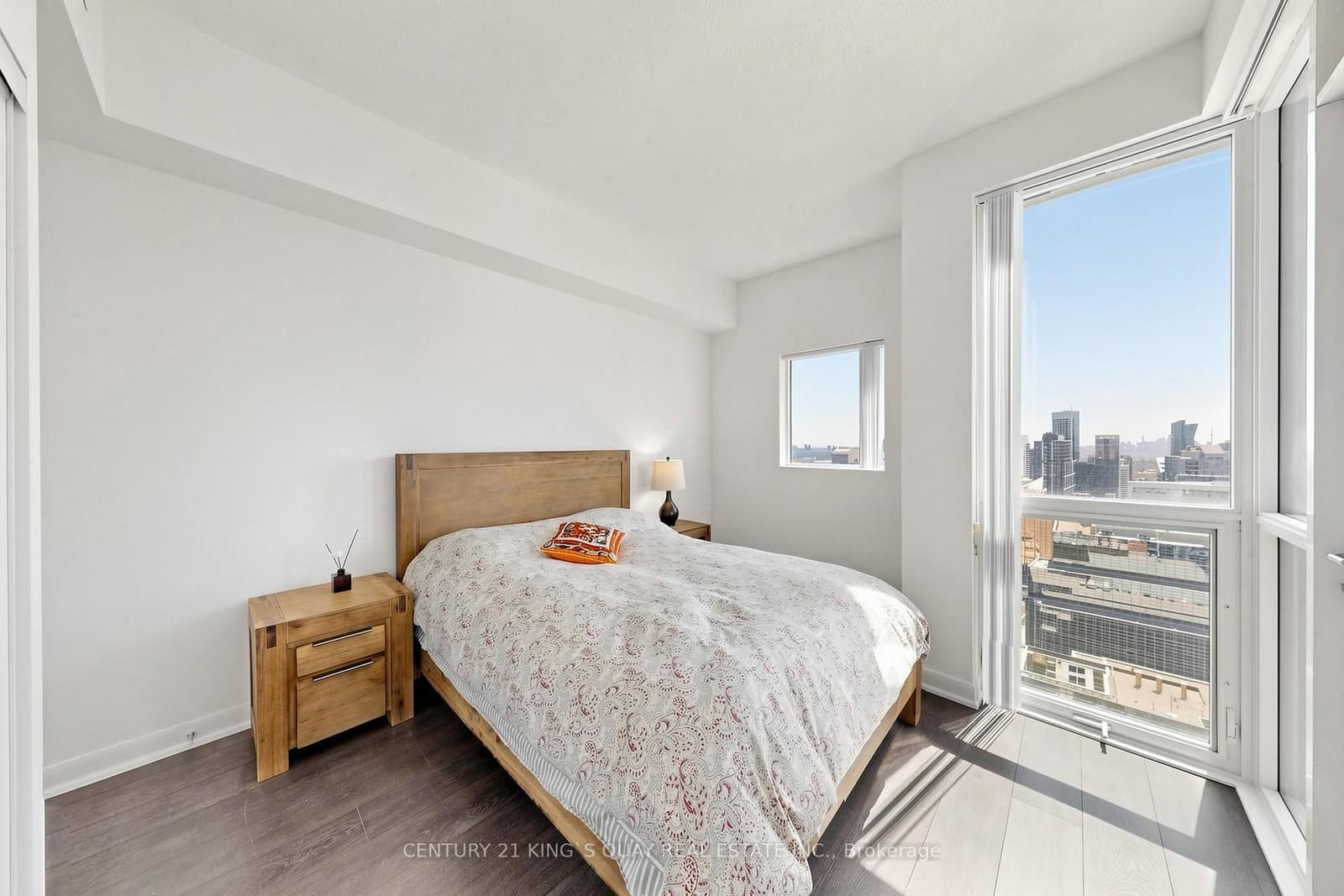 5168 Yonge Street, Unit LPH101 thumbnail 26