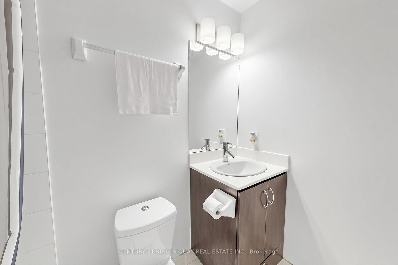 5168 Yonge Street, Unit LPH101 thumbnail 32