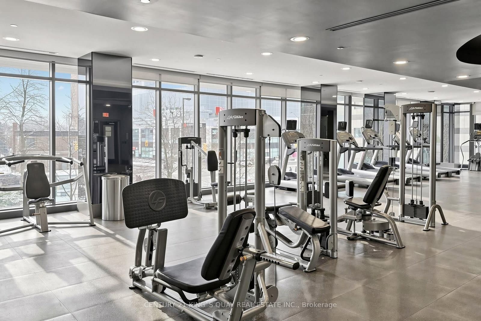 5168 Yonge Street, Unit LPH101 thumbnail 39
