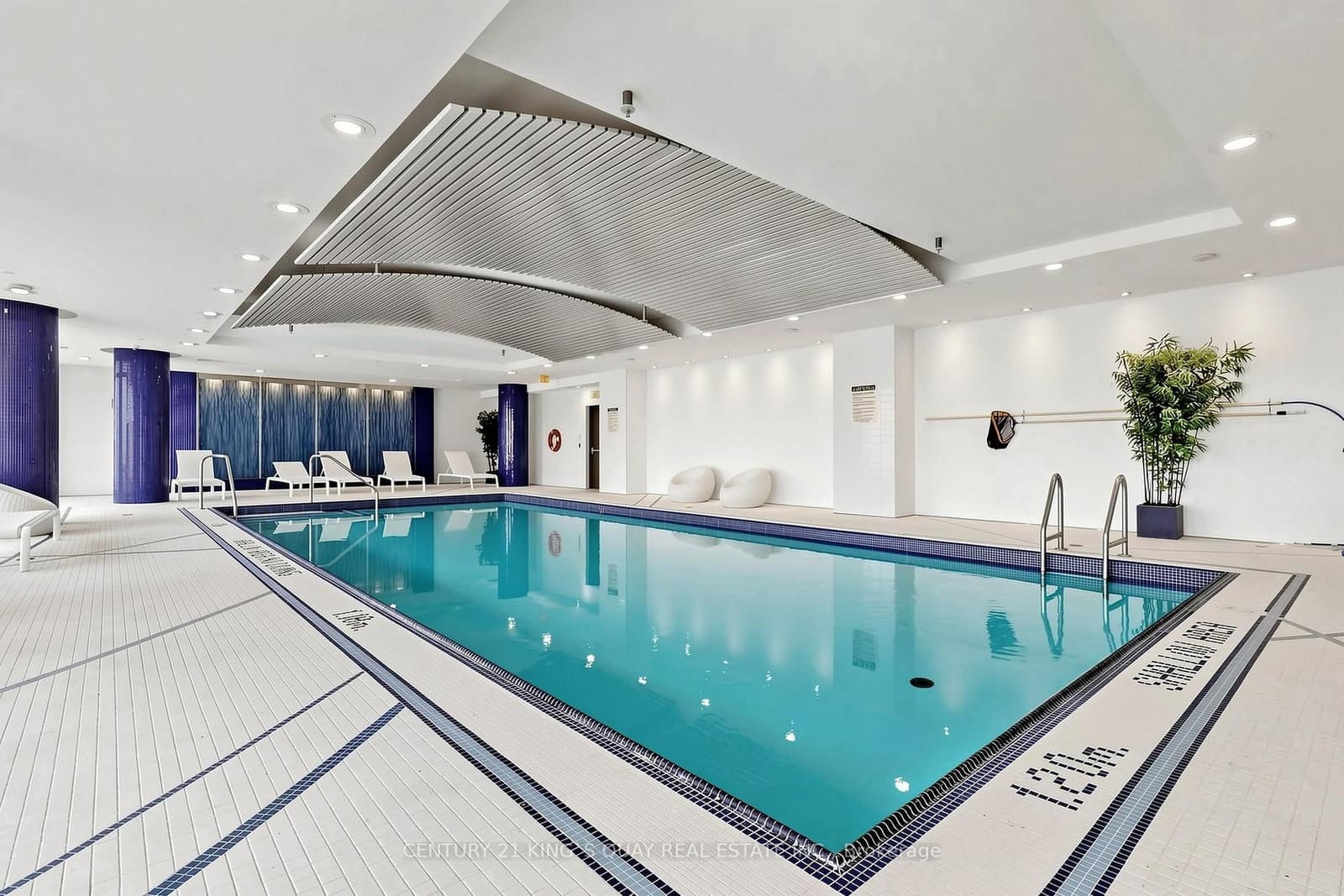 5168 Yonge Street, Unit LPH101 thumbnail 41