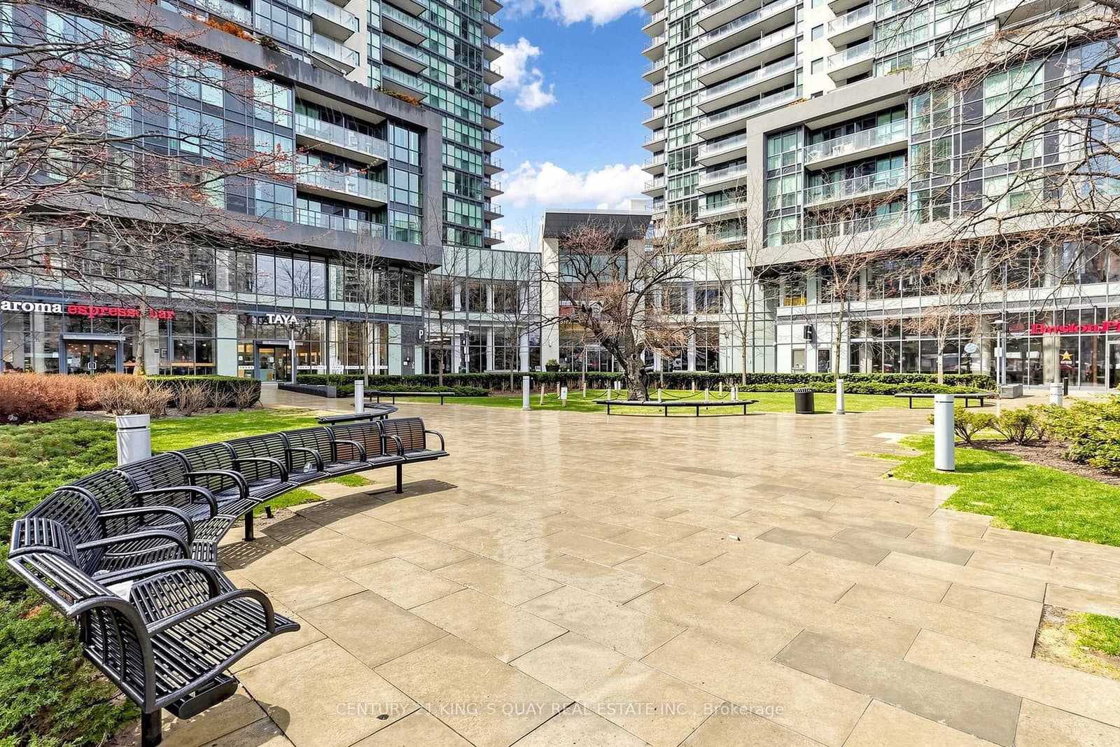 5168 Yonge Street, Unit LPH101 thumbnail 47