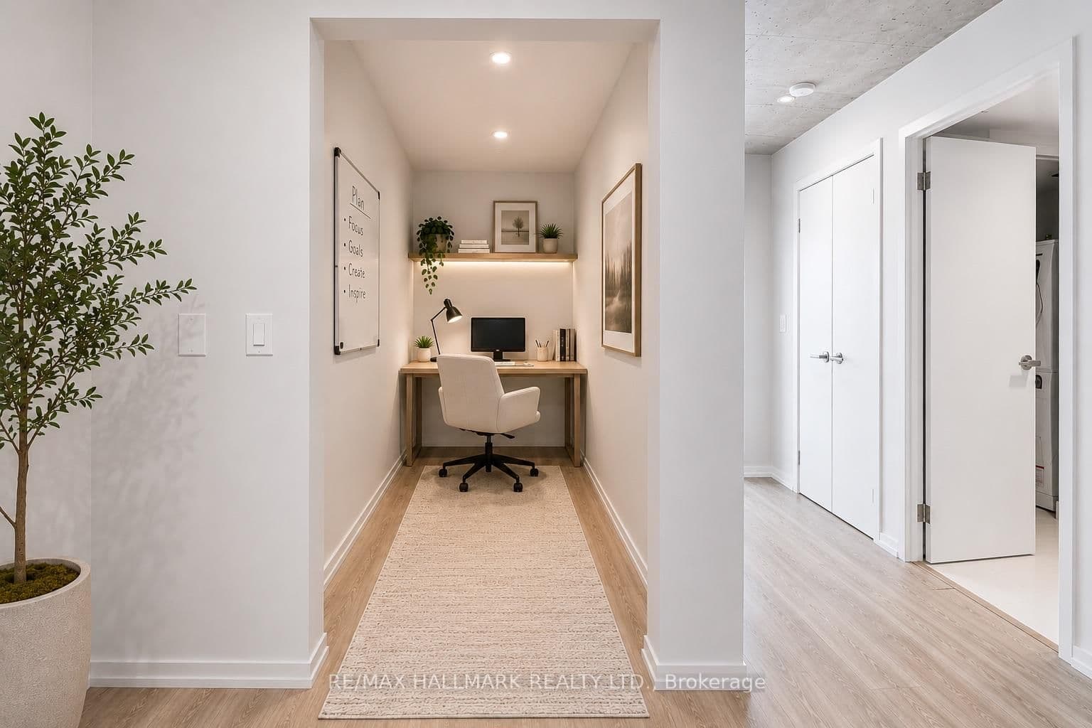 5 Soudan Avenue, Unit 707 thumbnail 3