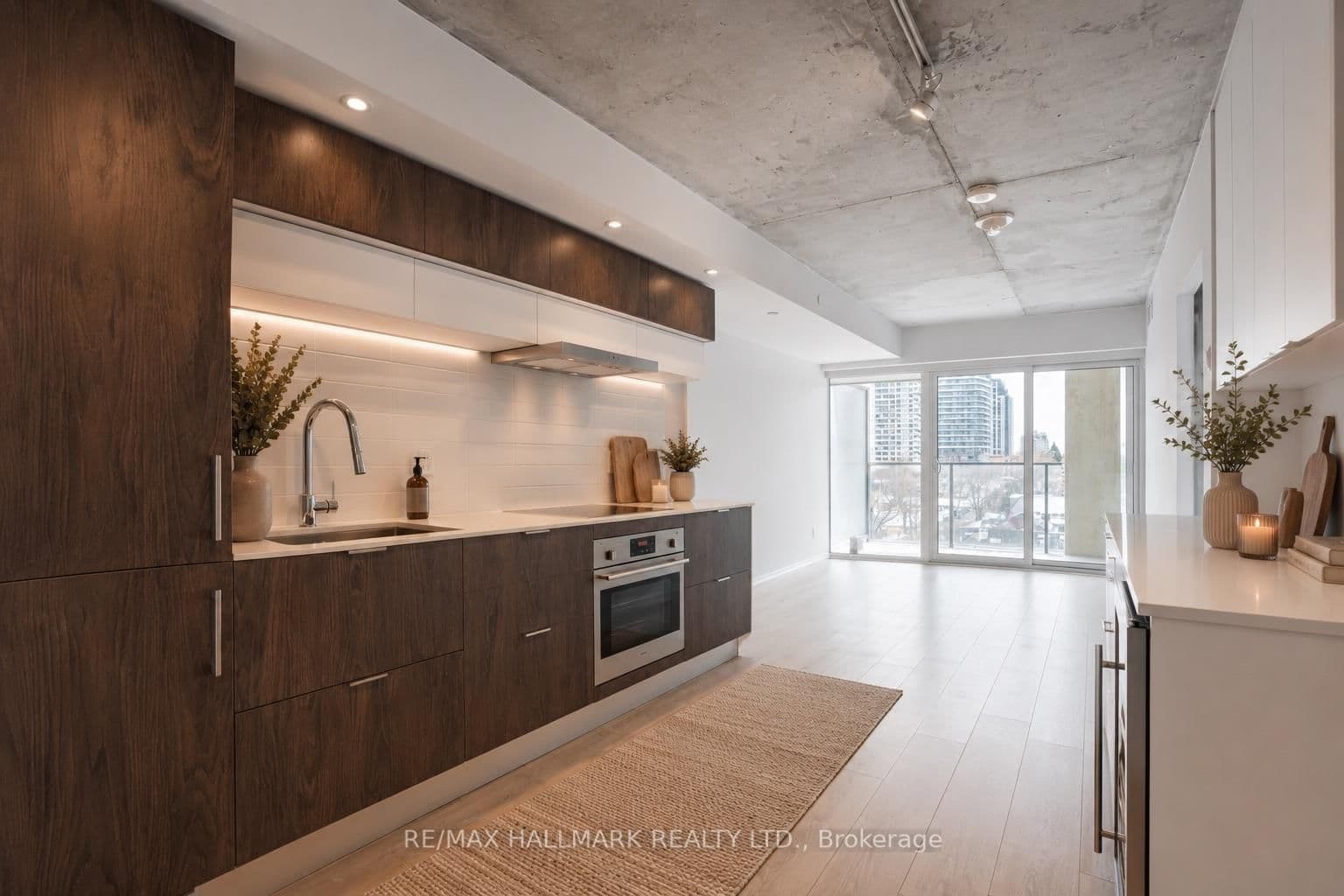 5 Soudan Avenue, Unit 707 thumbnail 9