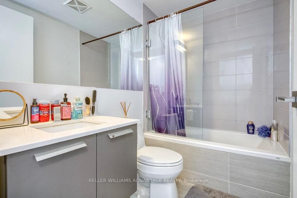 28 Wellesley Street E, Unit 603 thumbnail 5