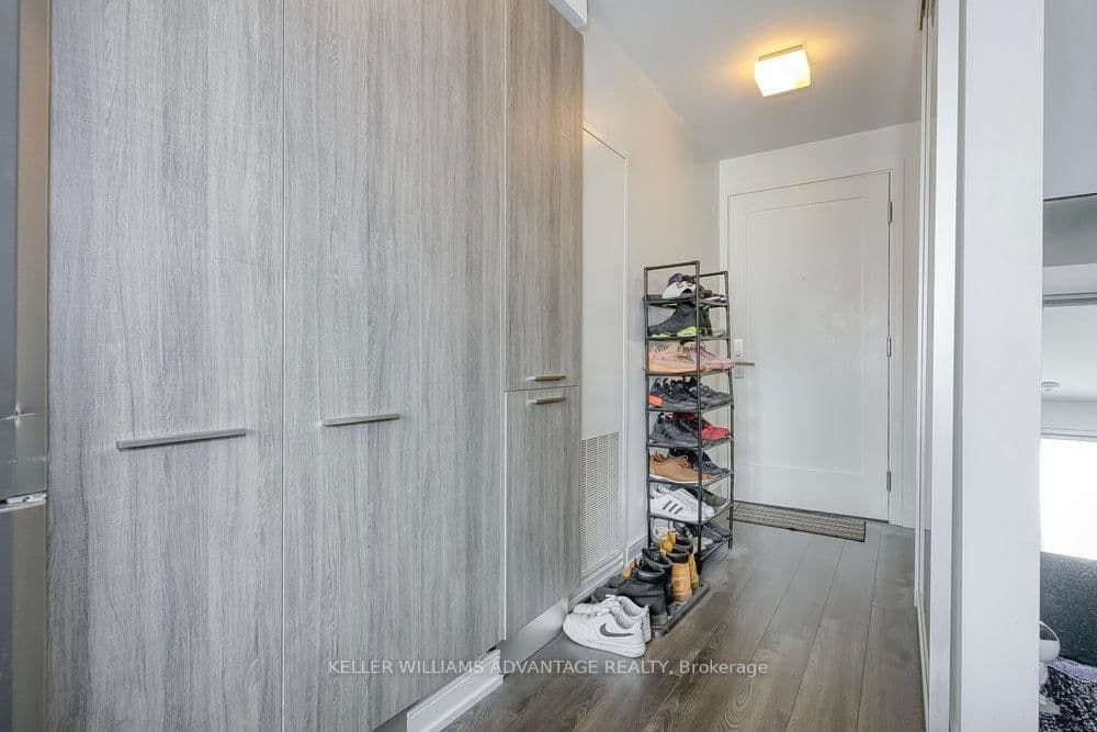 28 Wellesley Street E, Unit 603 thumbnail 6