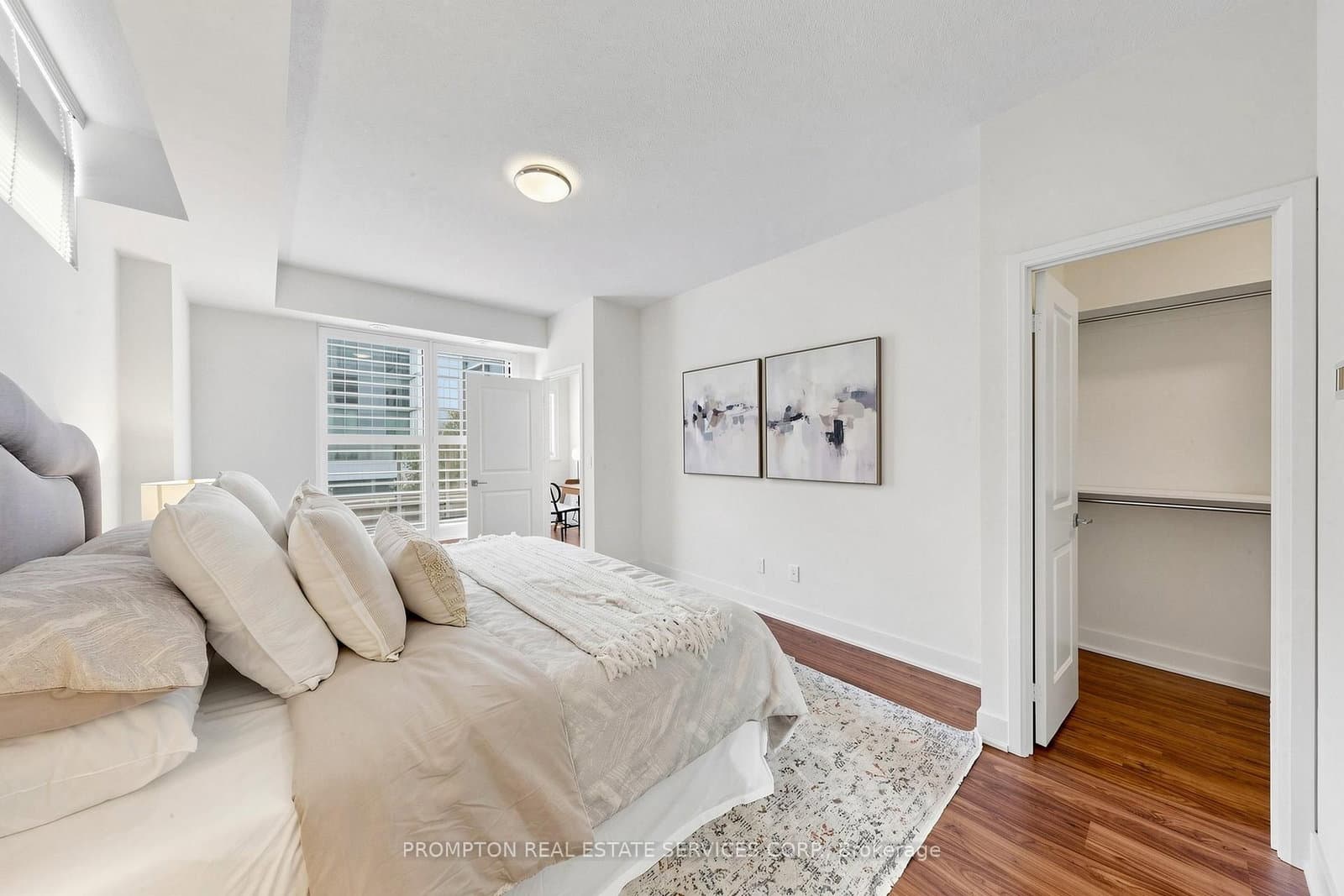 88 Sheppard Avenue E, Unit Th17 thumbnail 32