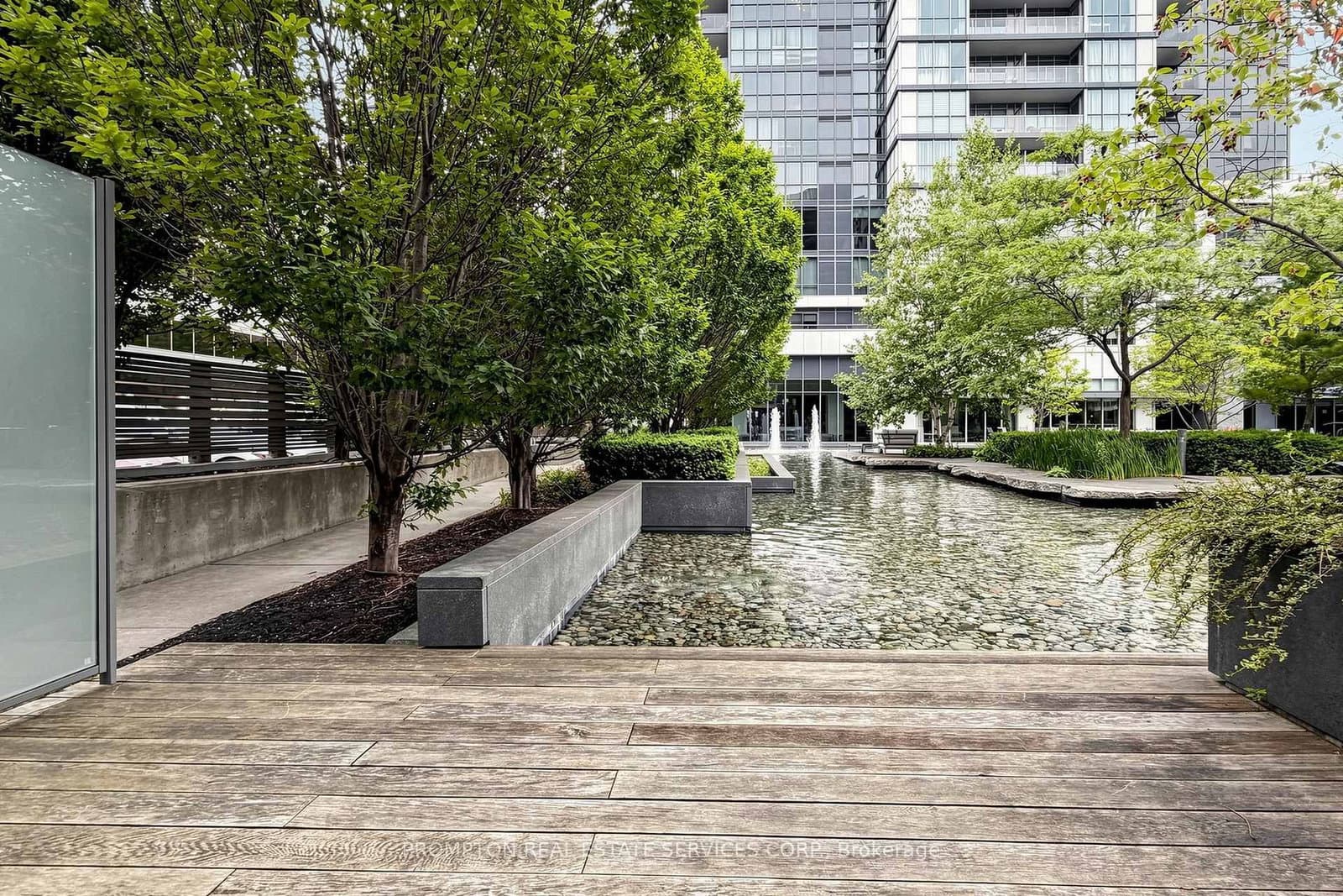 88 Sheppard Avenue E, Unit Th17 thumbnail 44