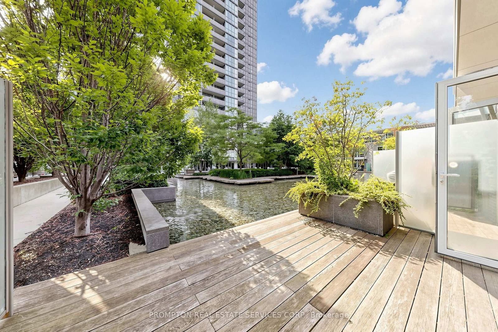 88 Sheppard Avenue E, Unit Th17 thumbnail 45