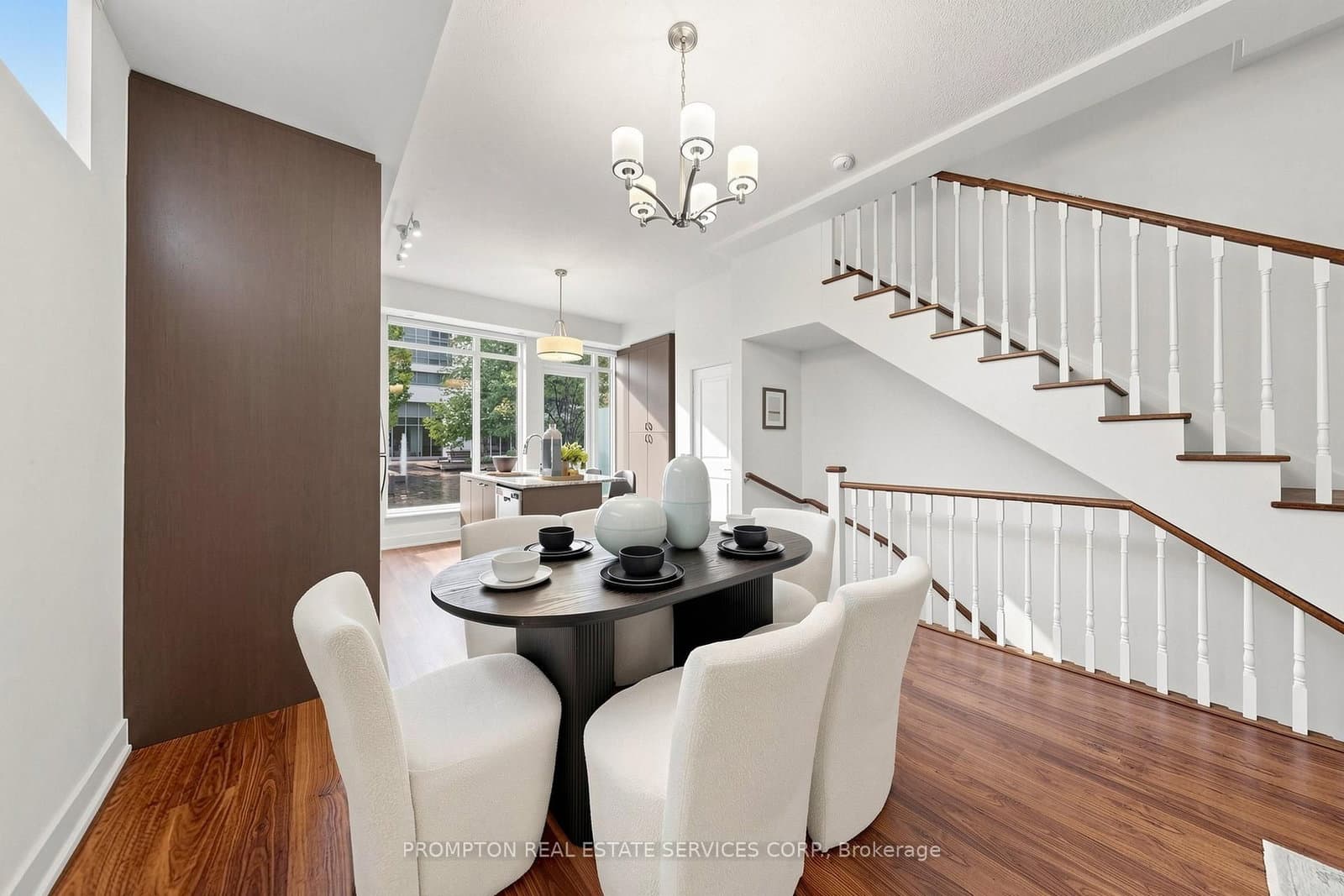 88 Sheppard Avenue E, Unit Th17 thumbnail 9