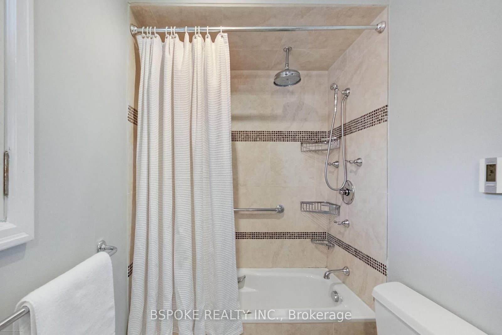 7 Warwick Avenue, Unit 3 thumbnail 20