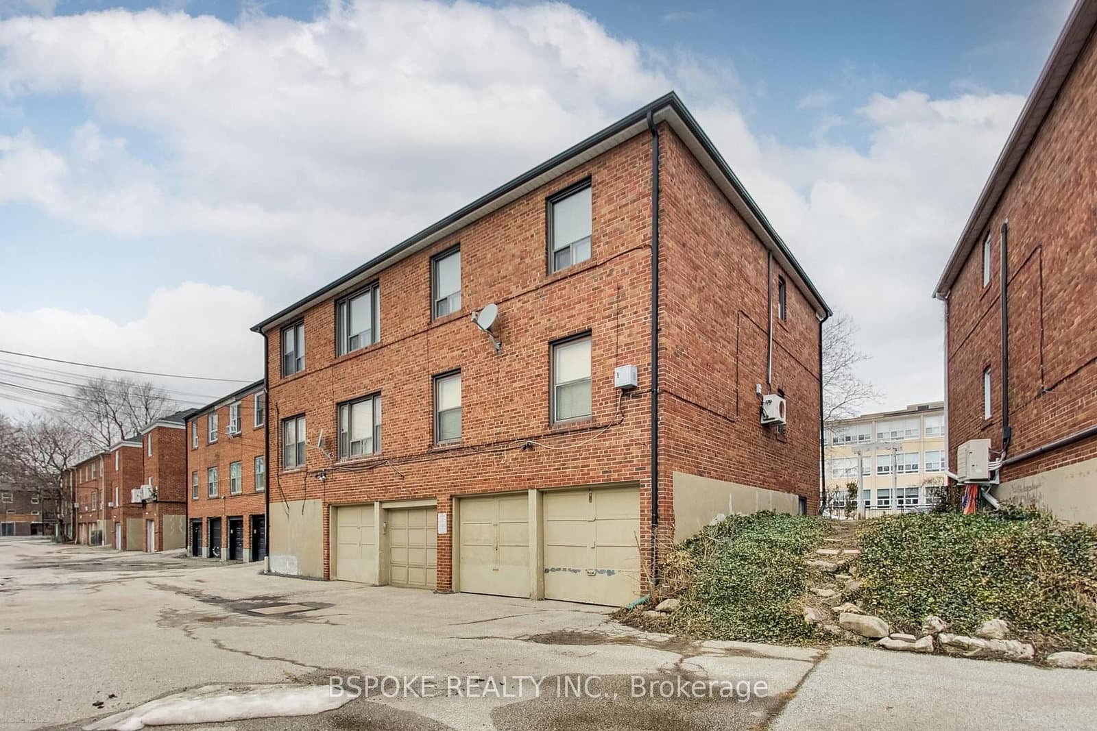 7 Warwick Avenue, Unit 3 thumbnail 23