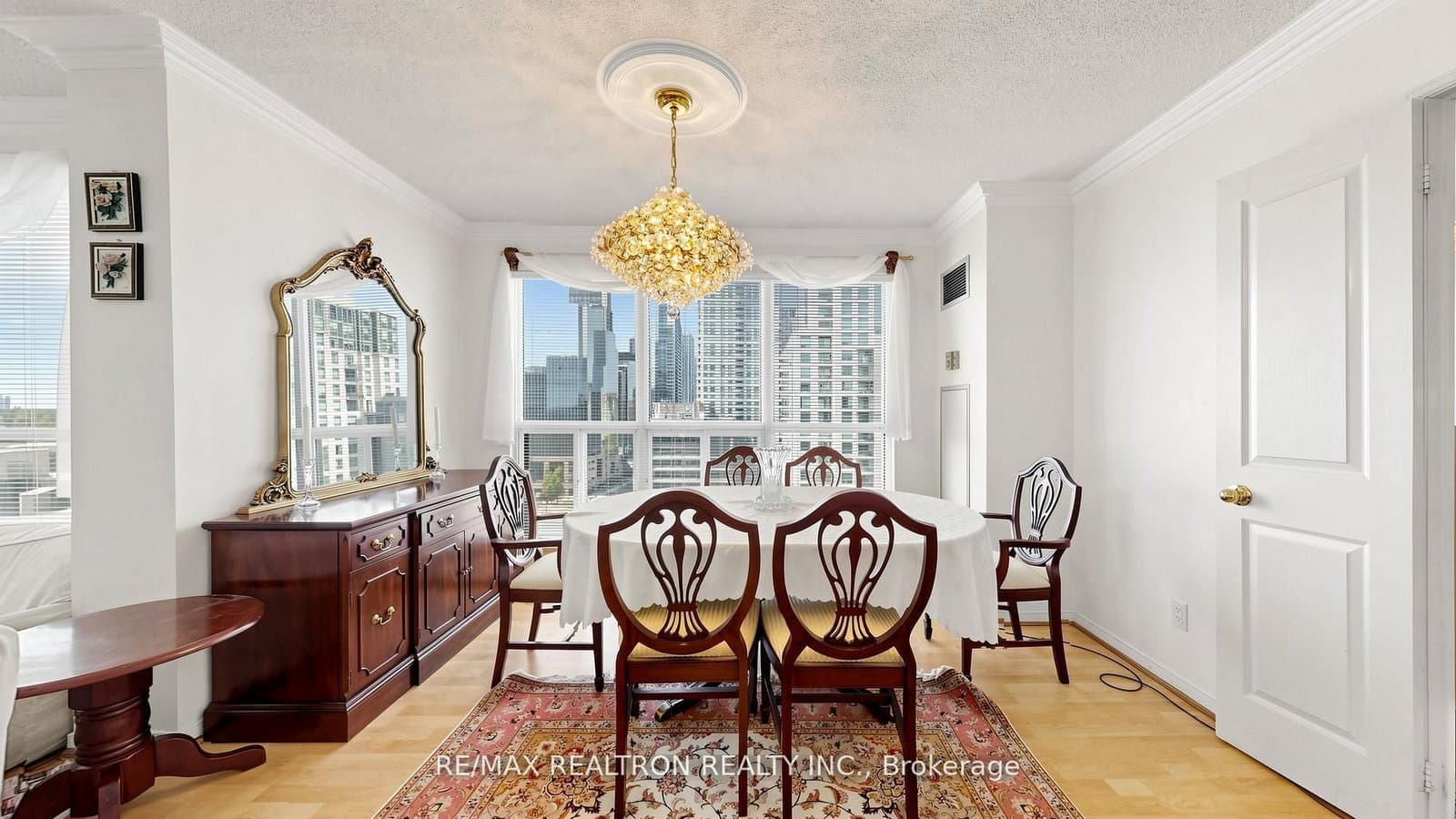 18 Hollywood Avenue, Unit 1707 thumbnail 10