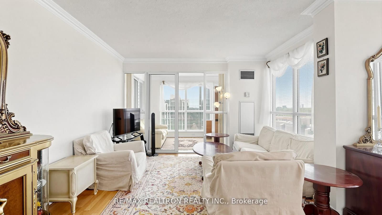 18 Hollywood Avenue, Unit 1707 thumbnail 15