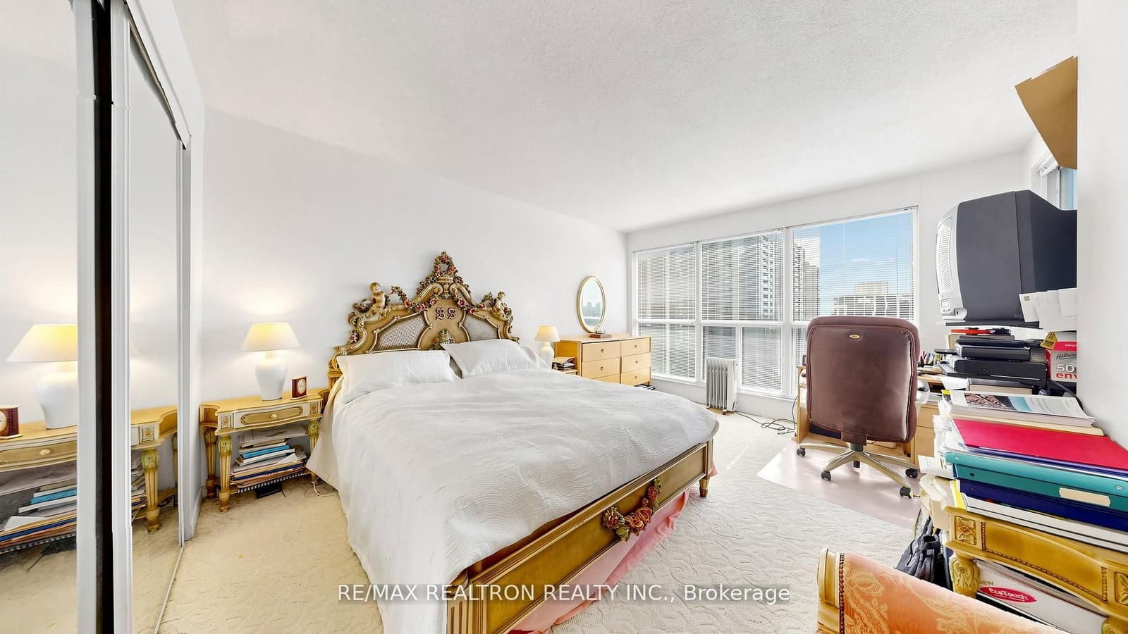 18 Hollywood Avenue, Unit 1707 thumbnail 25