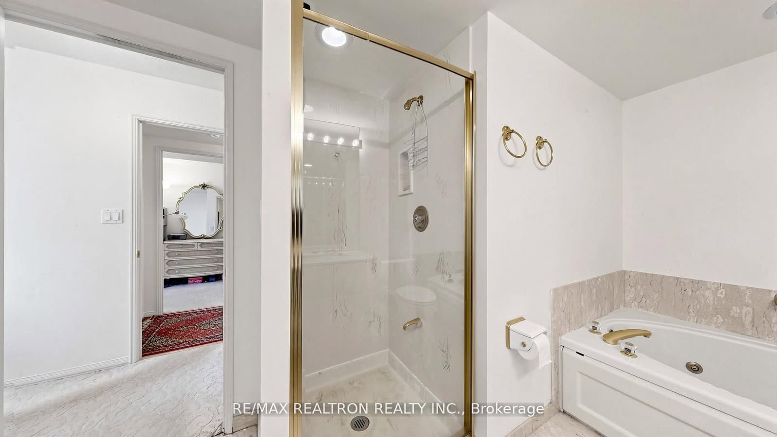 18 Hollywood Avenue, Unit 1707 thumbnail 31