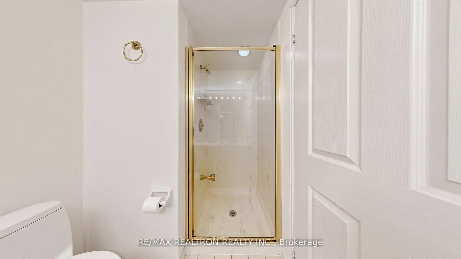 18 Hollywood Avenue, Unit 1707 thumbnail 35