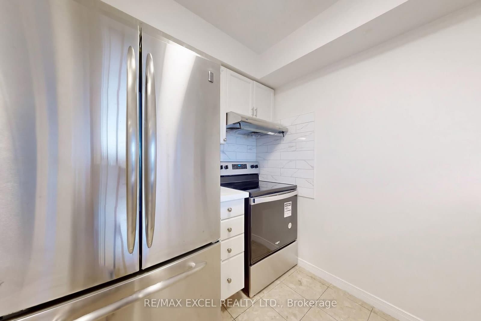 8 Hillcrest Avenue, Unit 2302 thumbnail 27