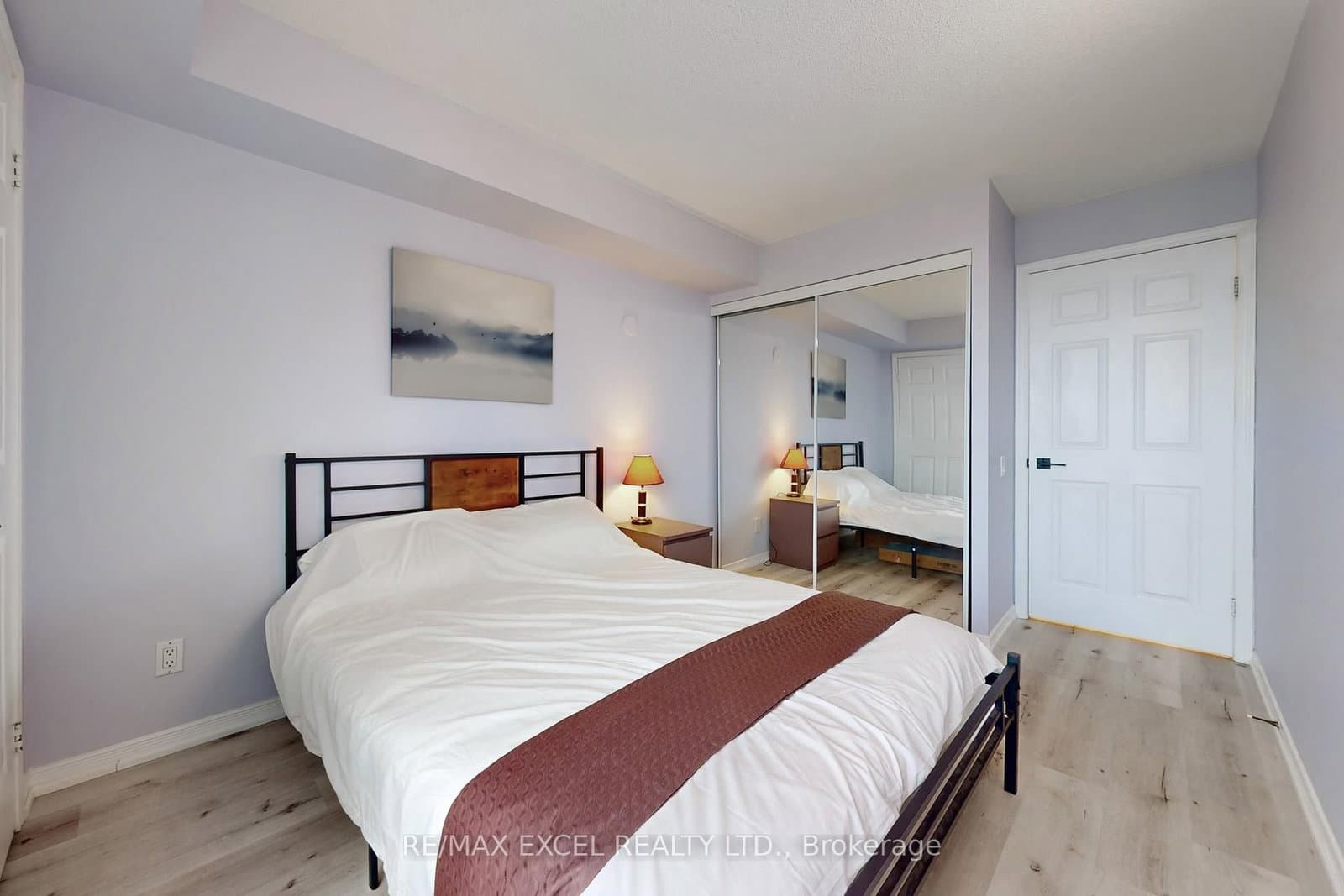 8 Hillcrest Avenue, Unit 2302 thumbnail 30