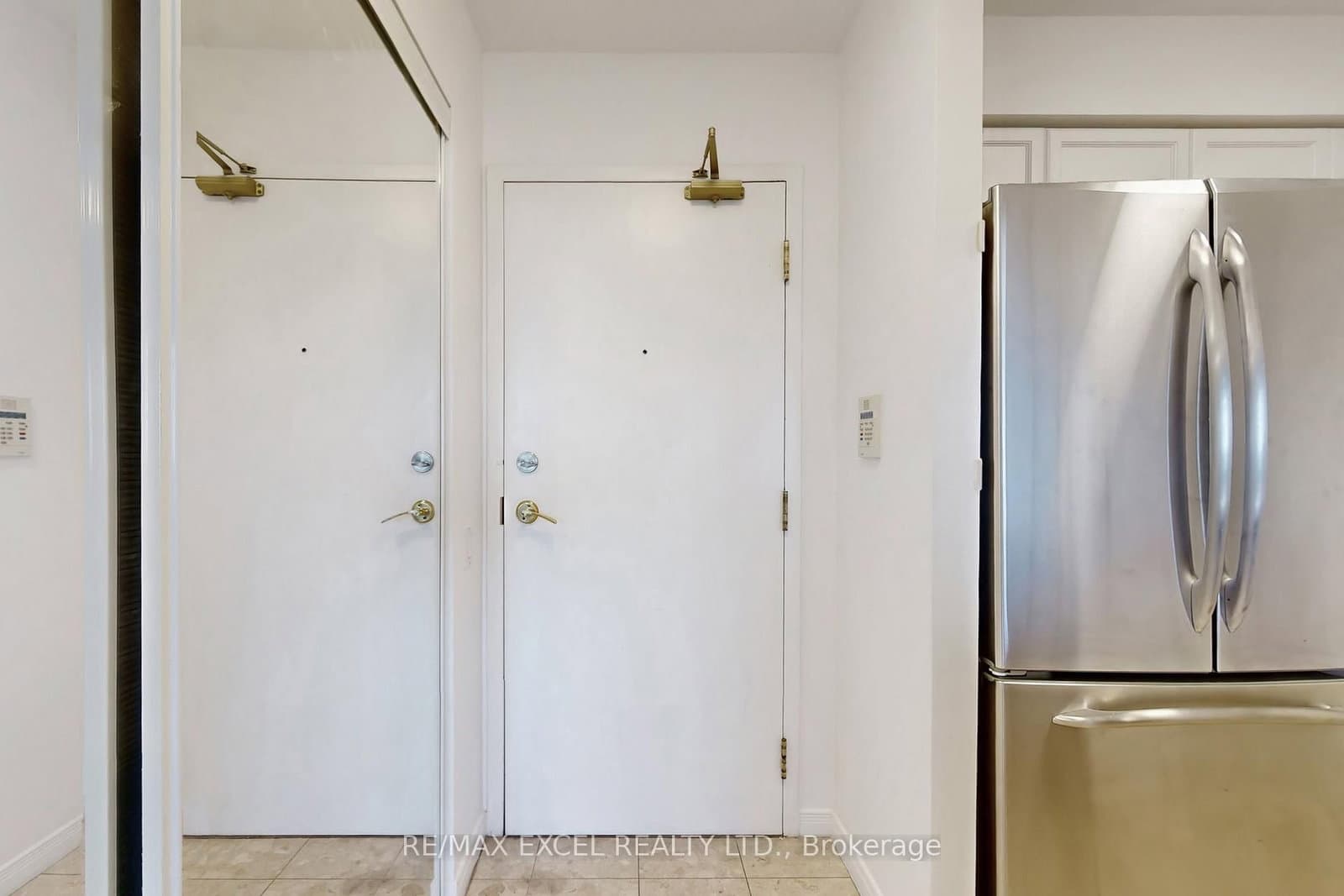 8 Hillcrest Avenue, Unit 2302 thumbnail 33