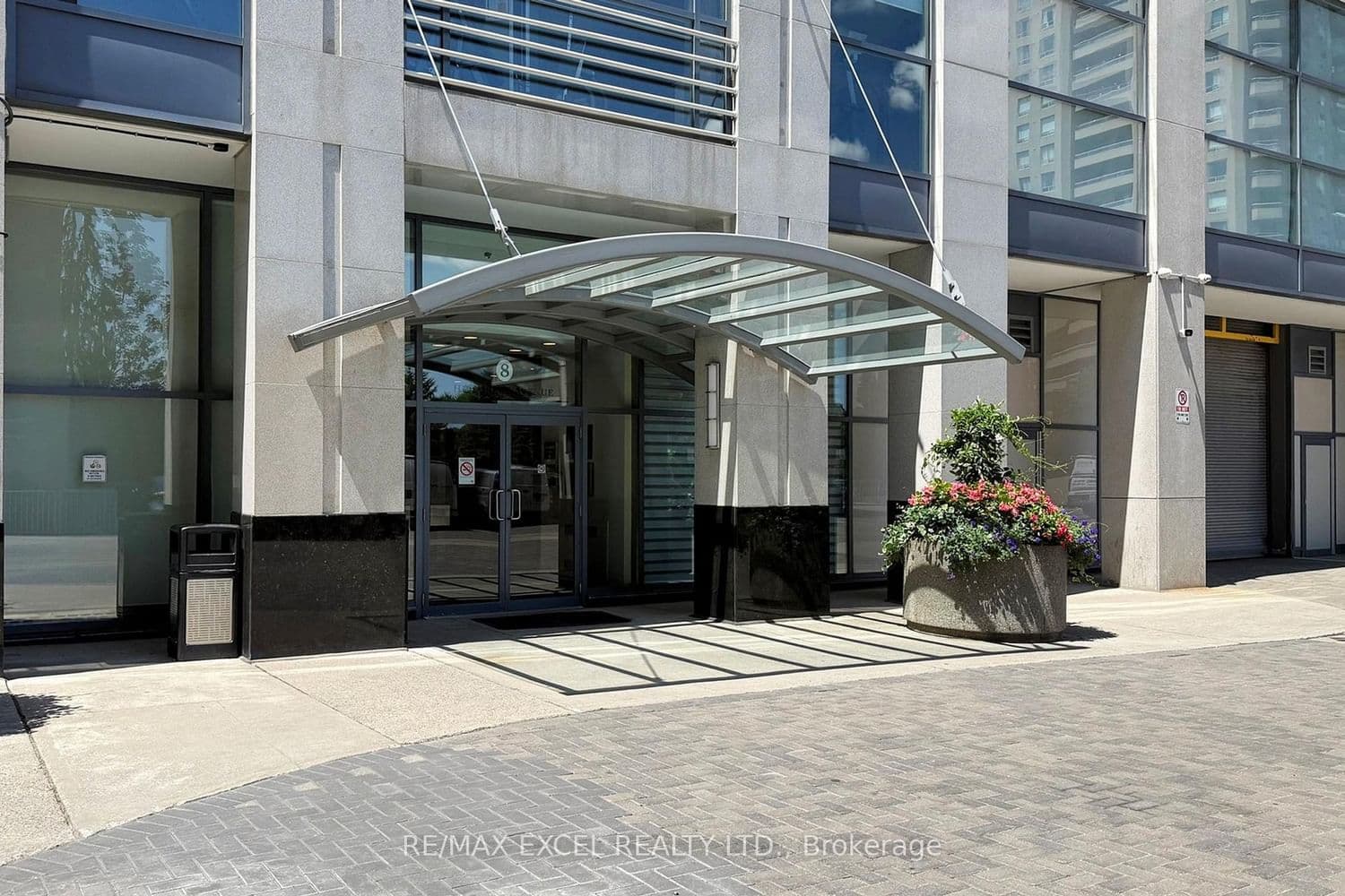 8 Hillcrest Avenue, Unit 2302 thumbnail 4