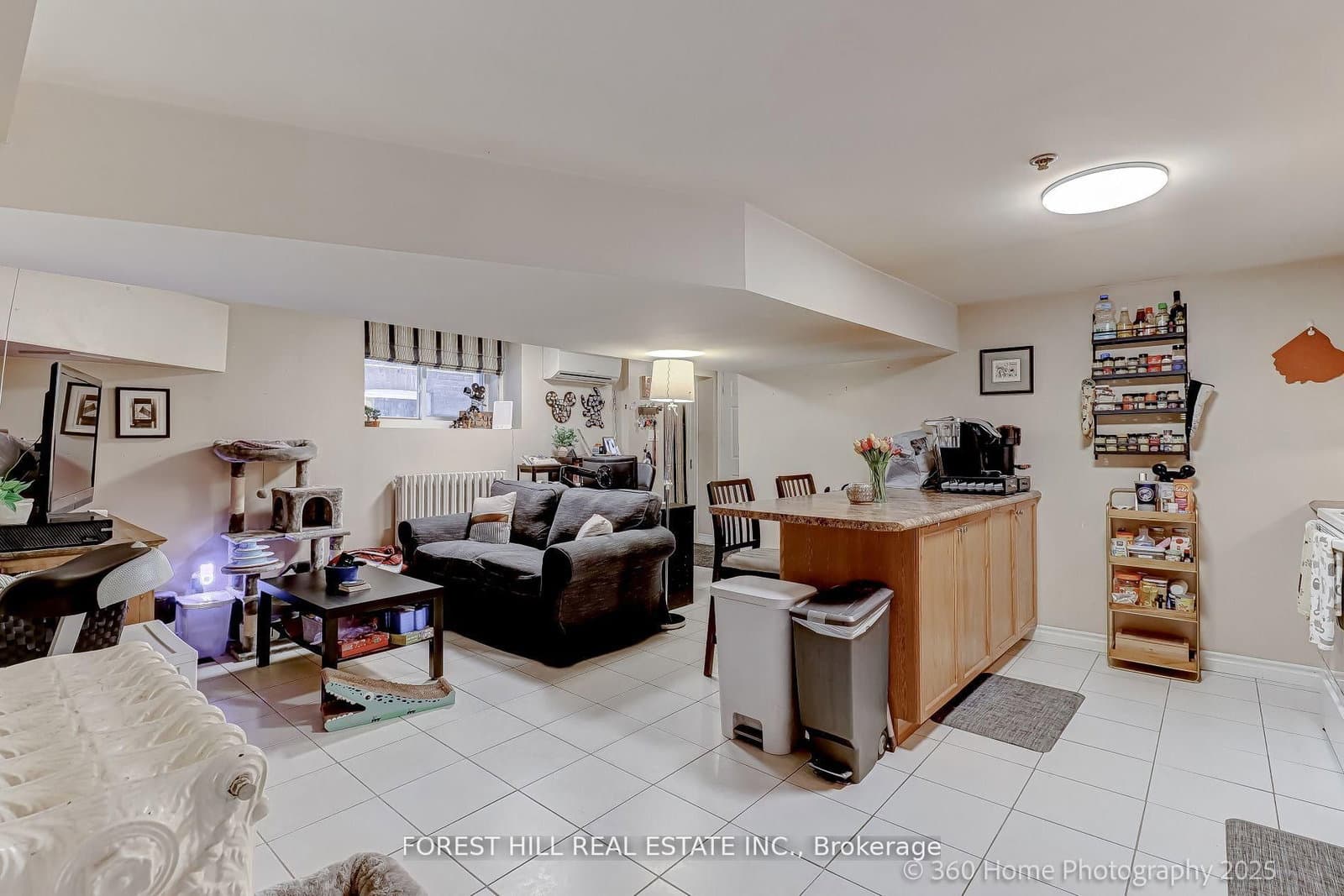 379 Huron Street thumbnail 36