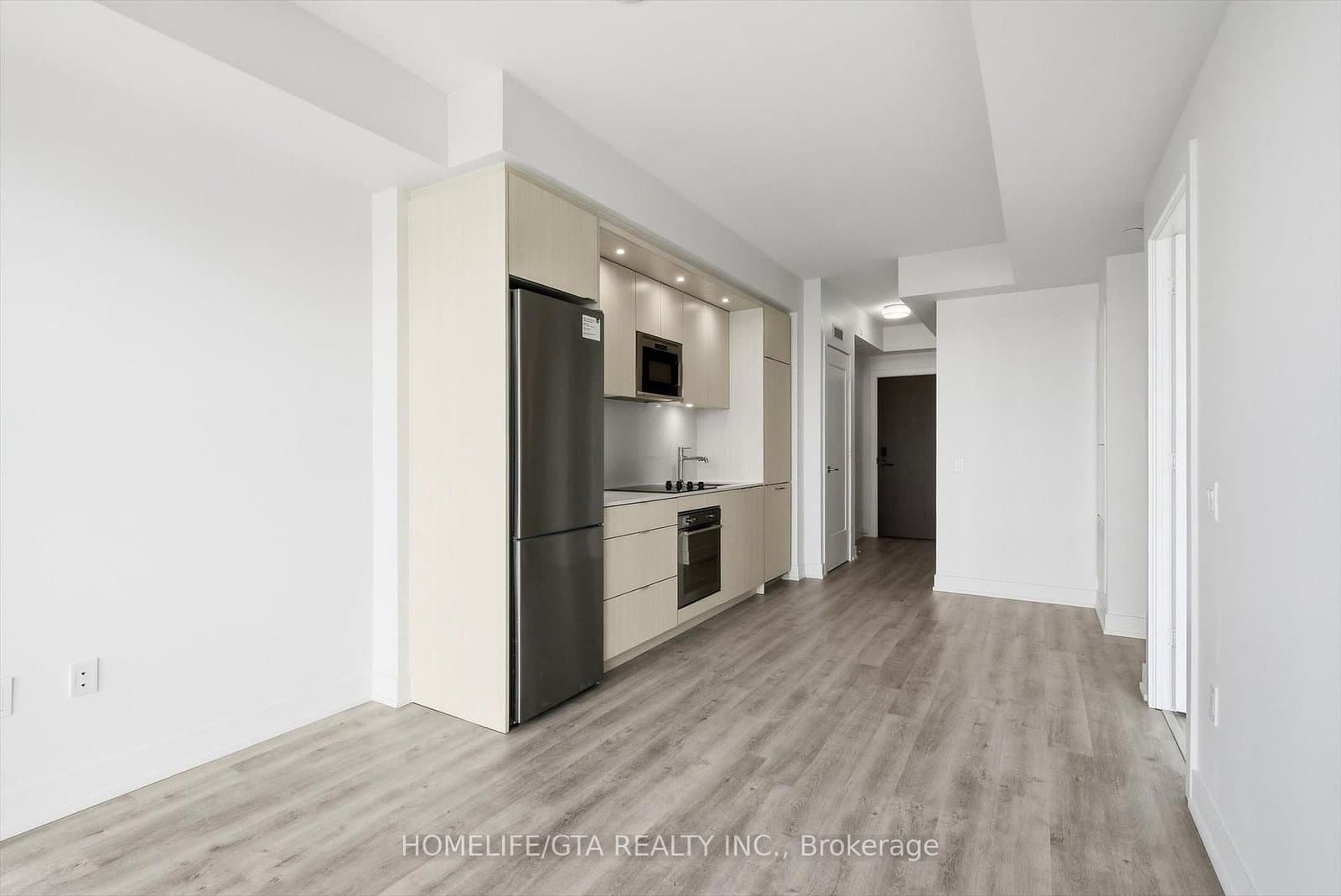 30 Inn On the Park Drive, Unit 3207 thumbnail 17