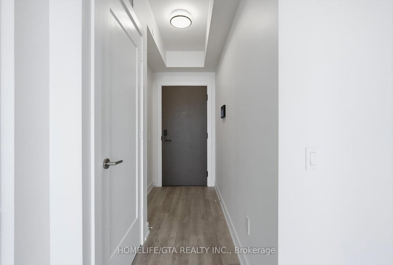 30 Inn On the Park Drive, Unit 3207 thumbnail 8
