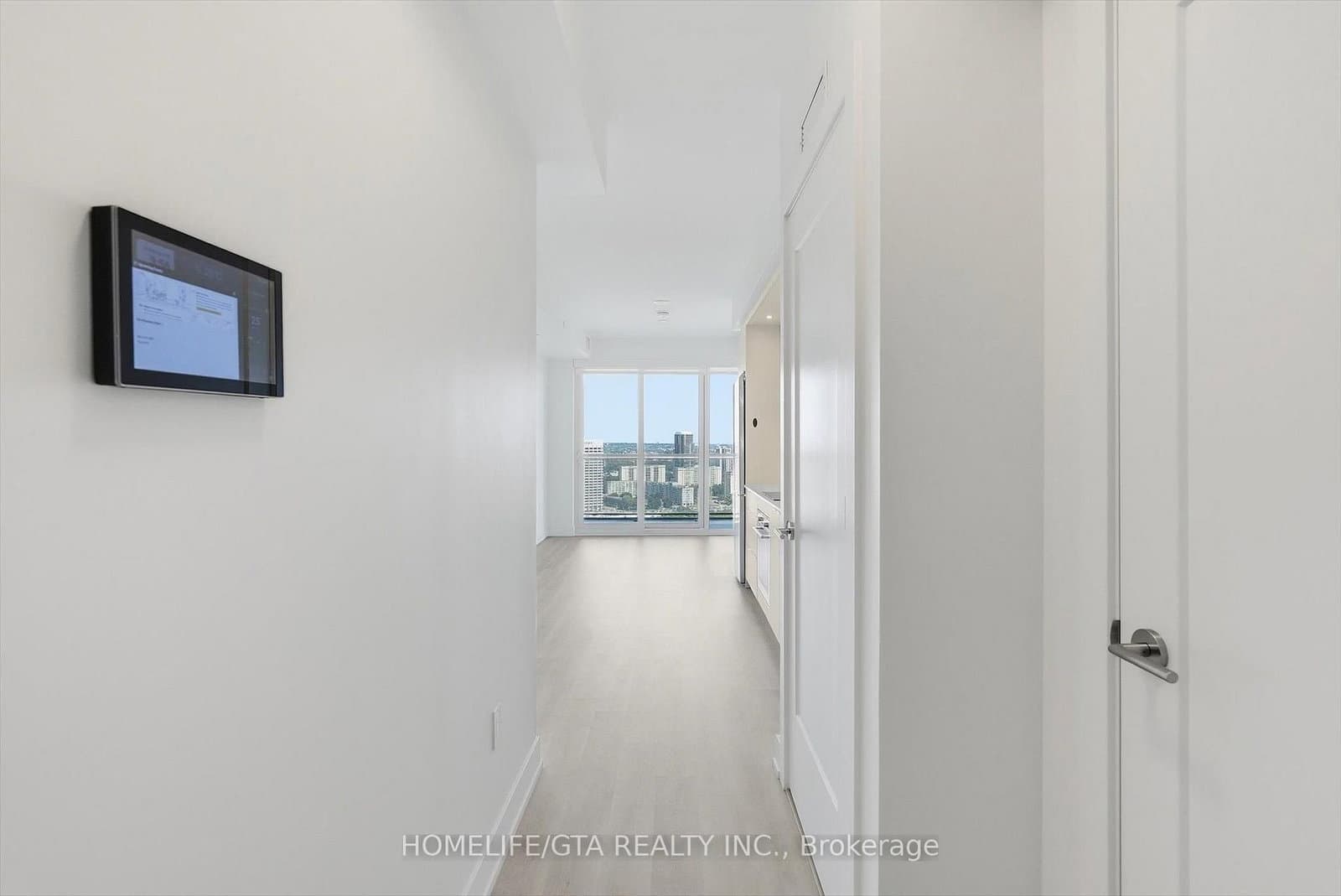 30 Inn On the Park Drive, Unit 3207 thumbnail 9