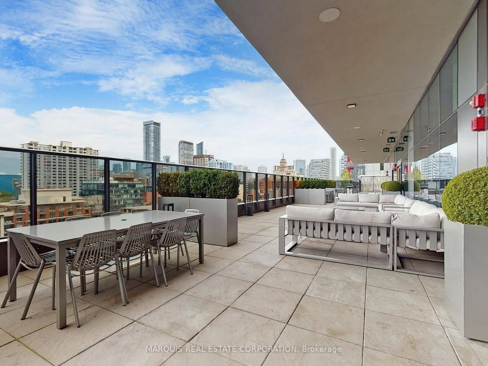 330 Richmond Street W, Unit 505 thumbnail 19