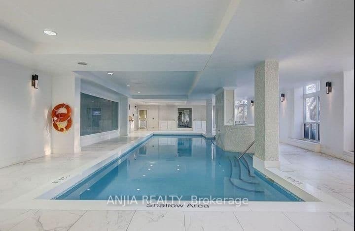 23 Lorraine Drive, Unit 611 thumbnail 14