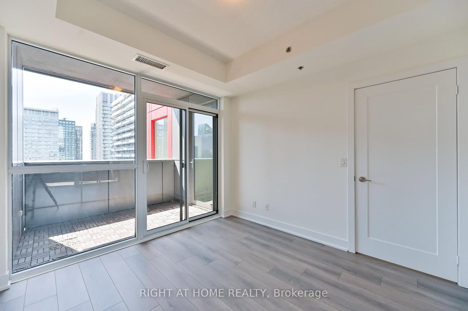 318 Richmond Street W, Unit 3506 thumbnail 10