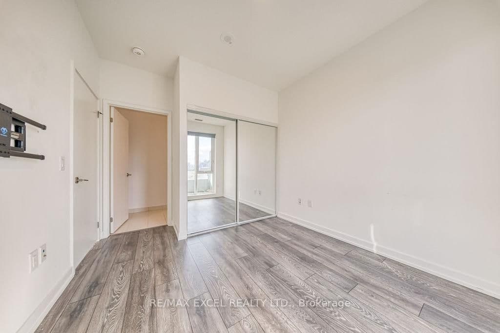 225 Sumach Street, Unit 1009 thumbnail 41