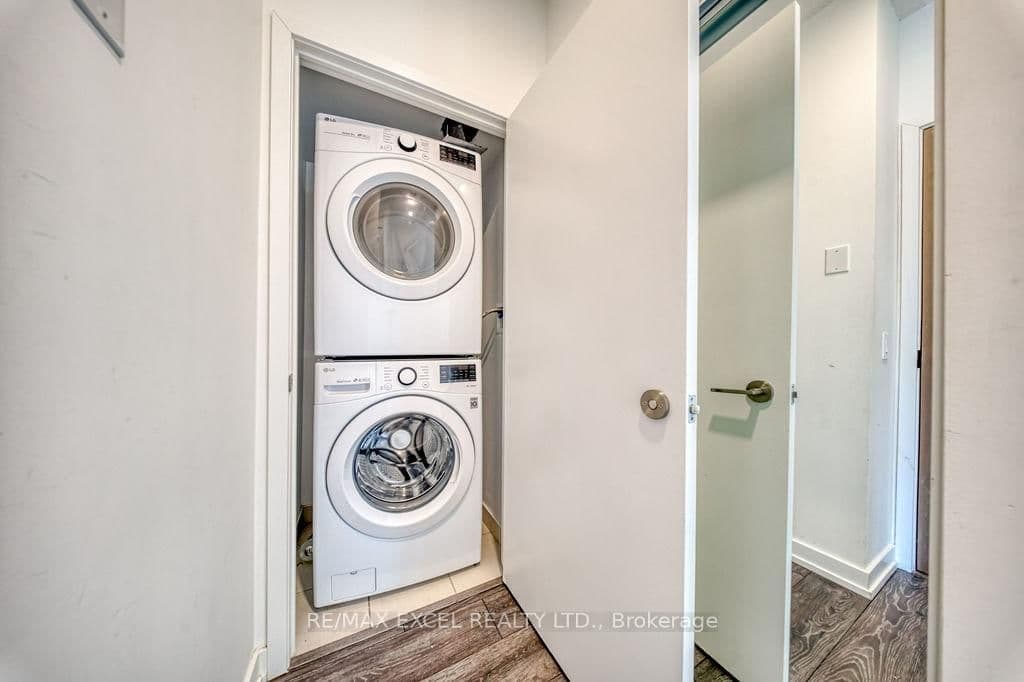 225 Sumach Street, Unit 1009 thumbnail 46