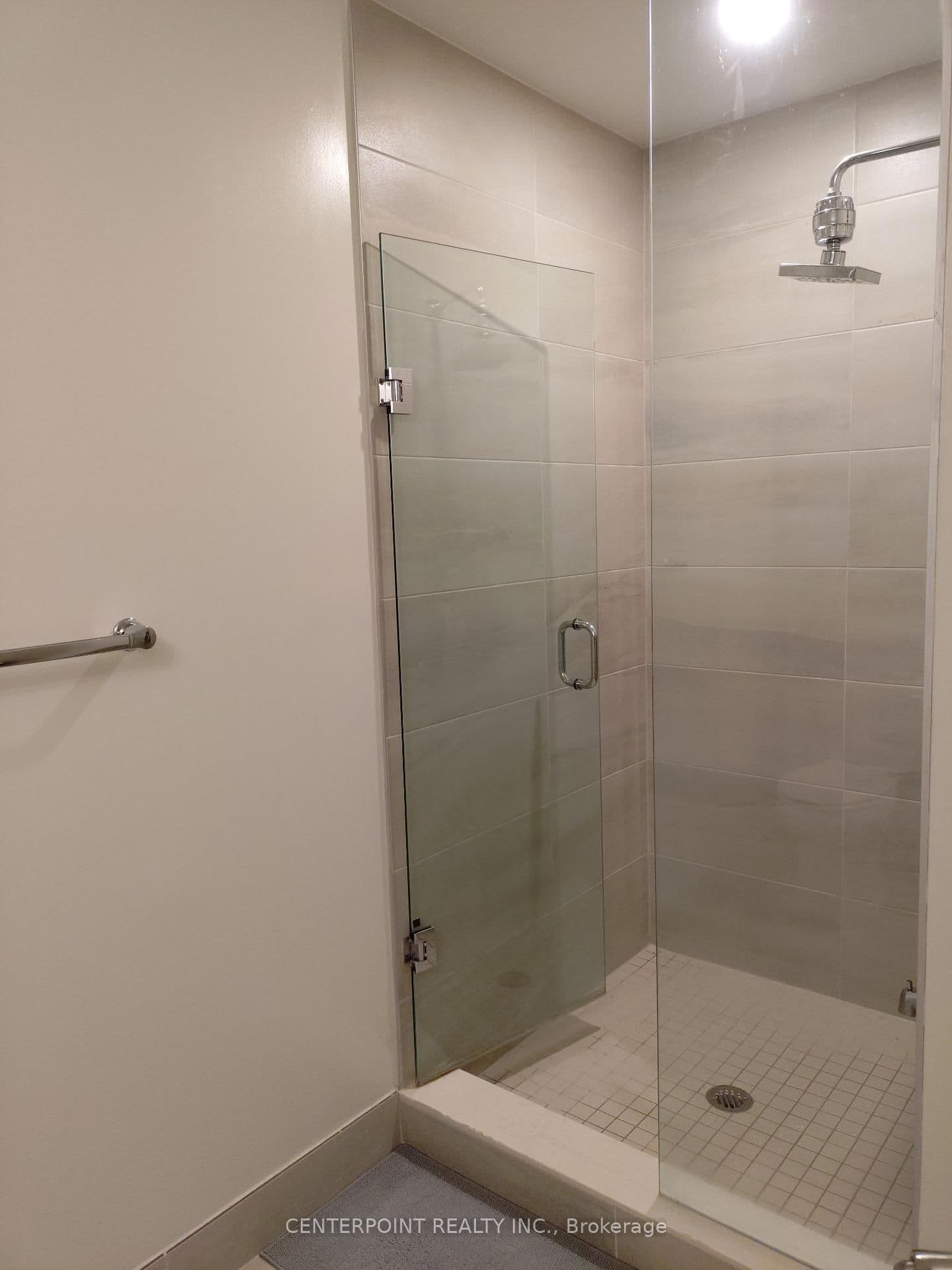188 Fairview Mall Drive, Unit 1506 thumbnail 17