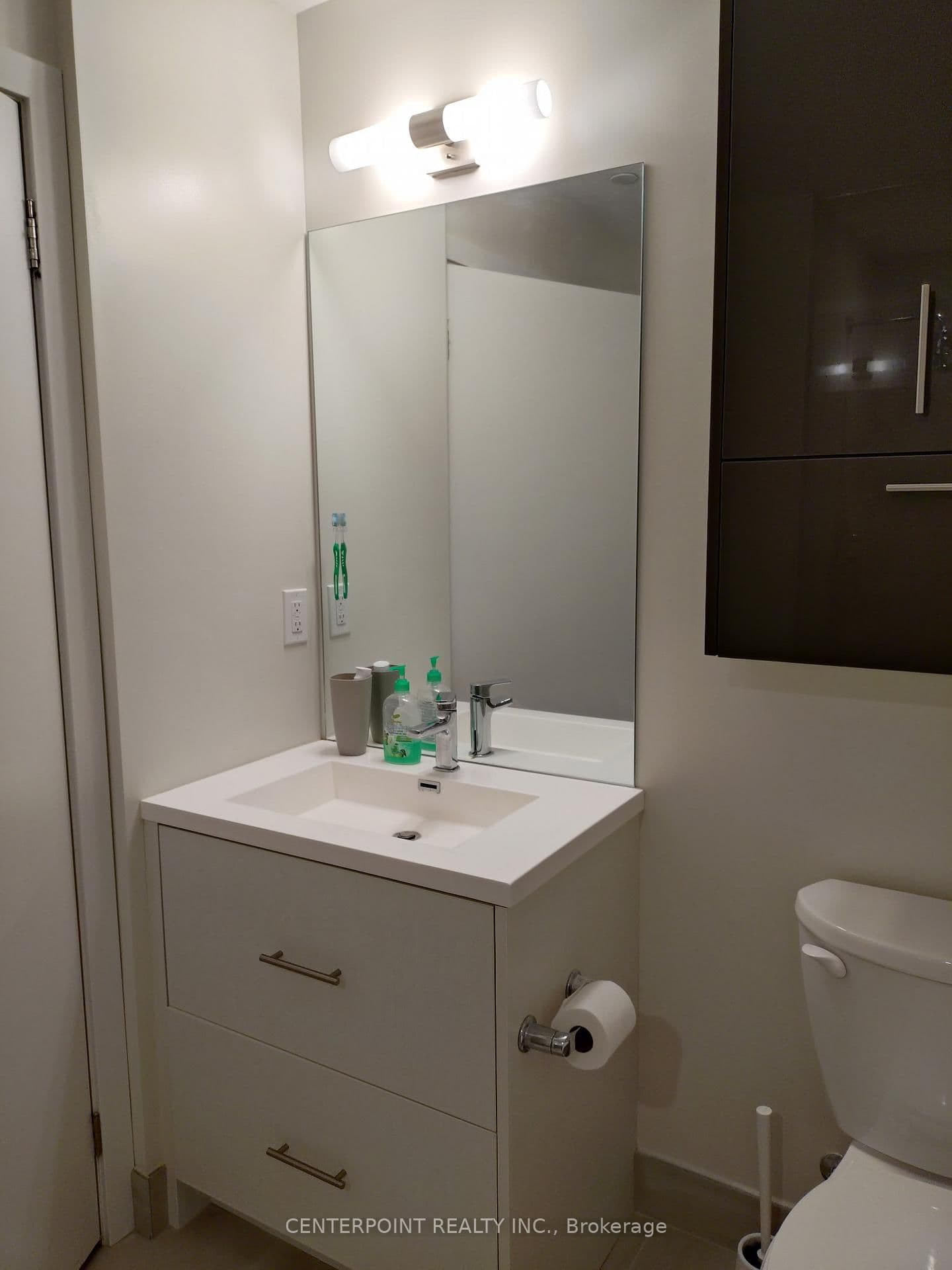 188 Fairview Mall Drive, Unit 1506 thumbnail 19