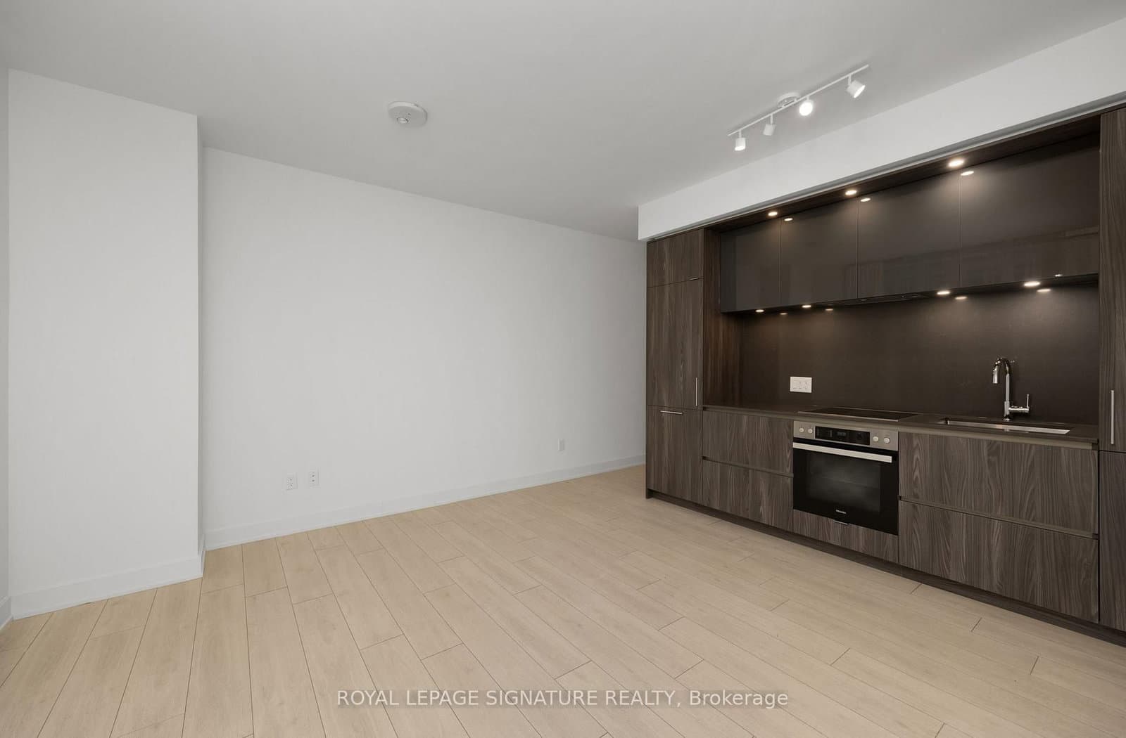 15 Mercer Street, Unit 525 thumbnail 8
