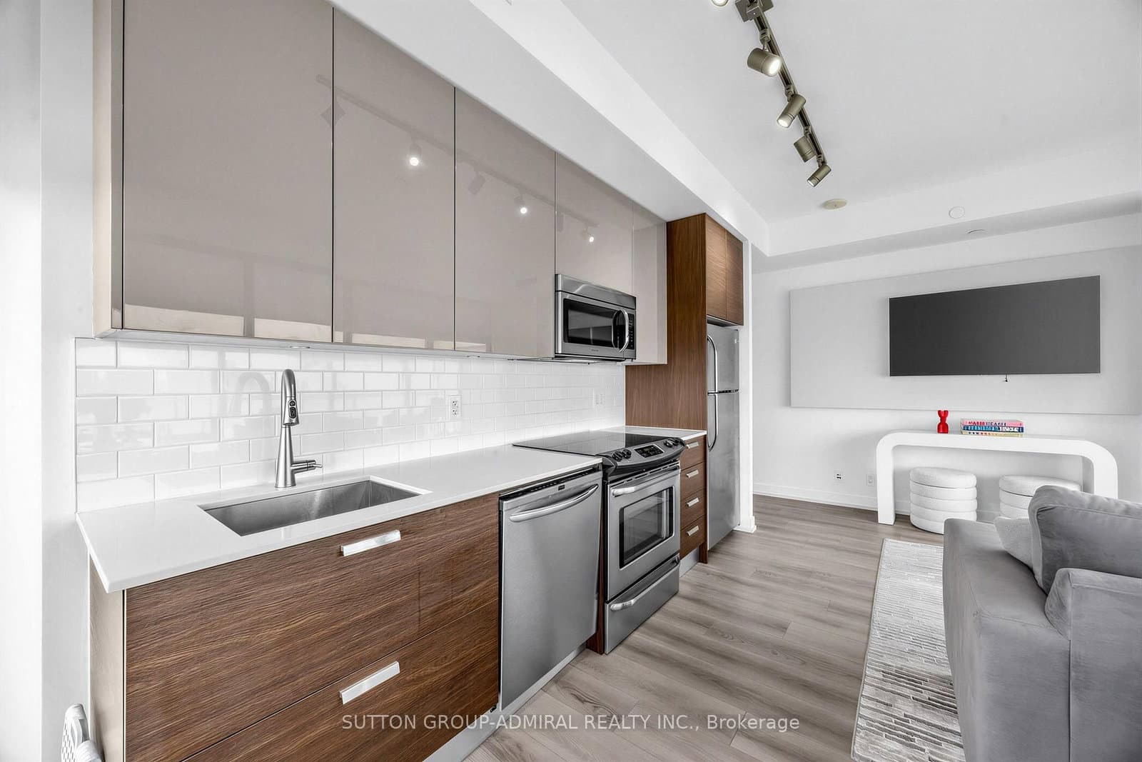 1815 Yonge Street, Unit 1102 thumbnail 10