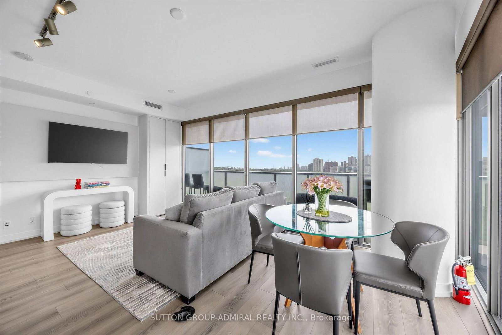 1815 Yonge Street, Unit 1102 thumbnail 11