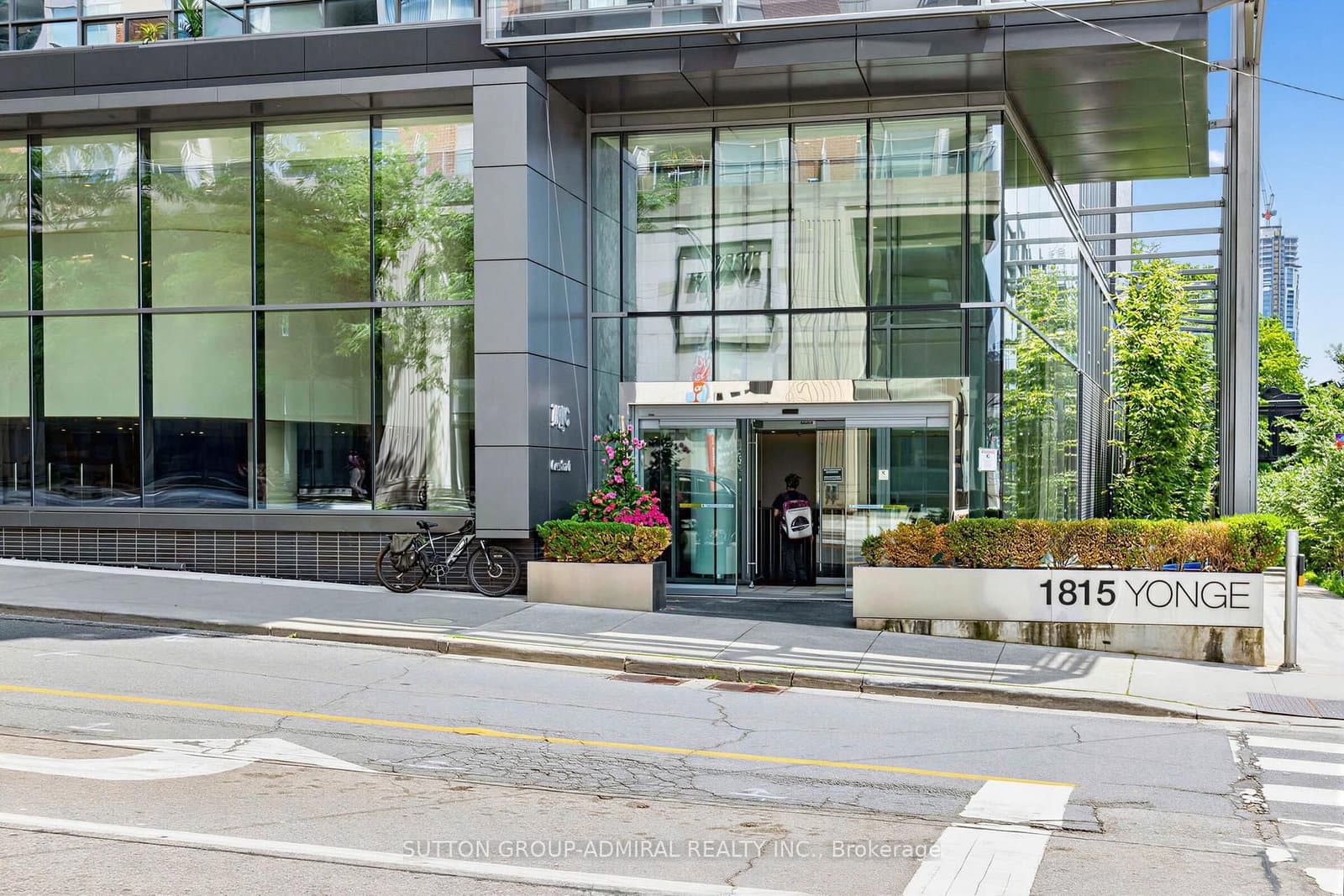 1815 Yonge Street, Unit 1102 thumbnail 2
