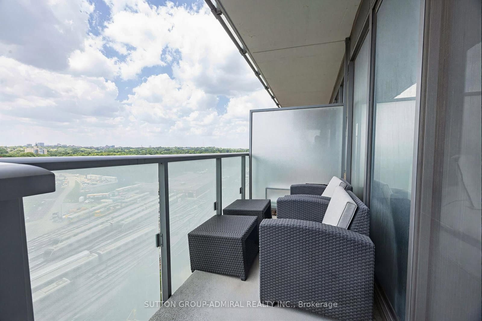 1815 Yonge Street, Unit 1102 thumbnail 21