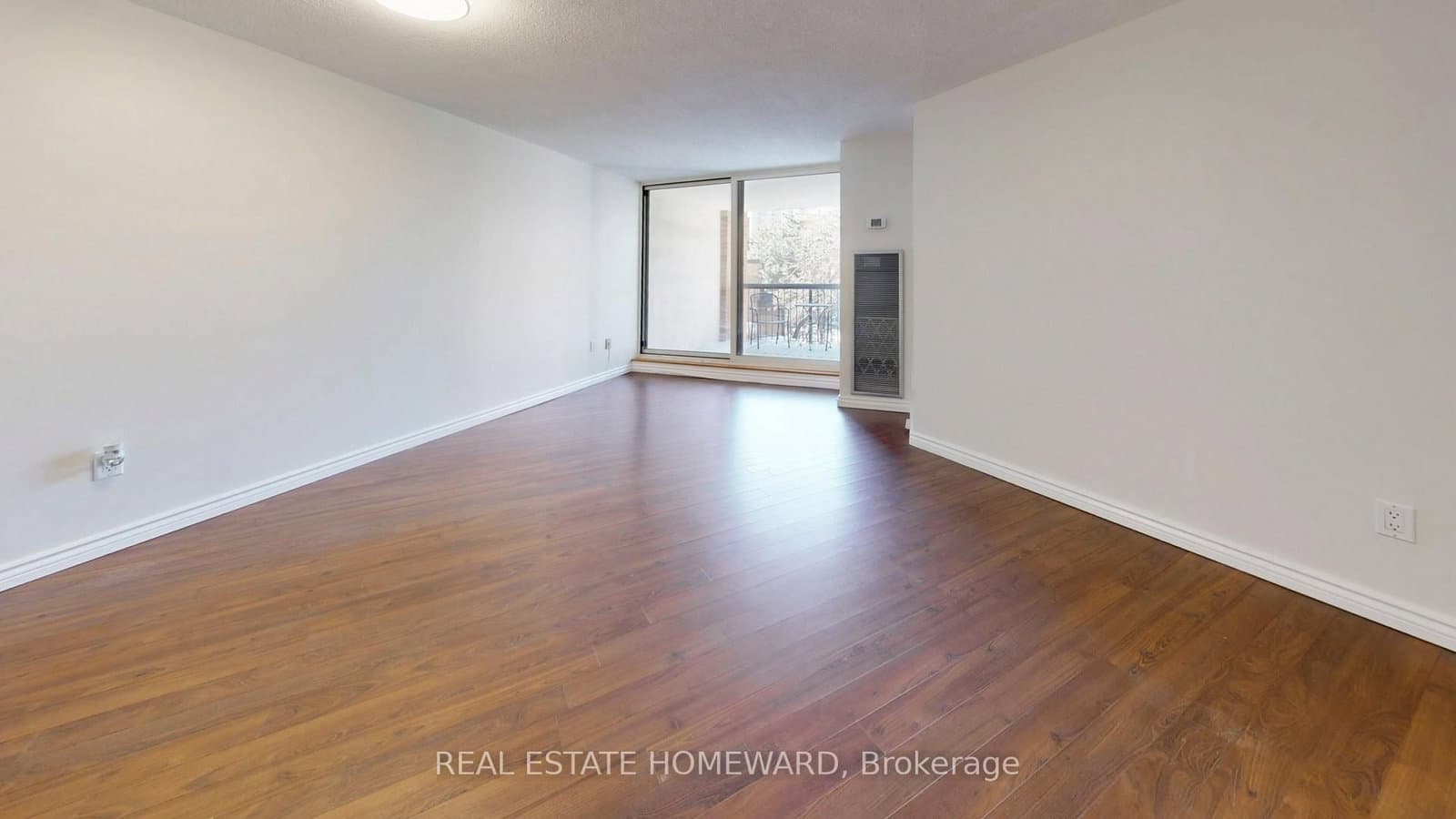77 Maitland Place, Unit 409 thumbnail 4