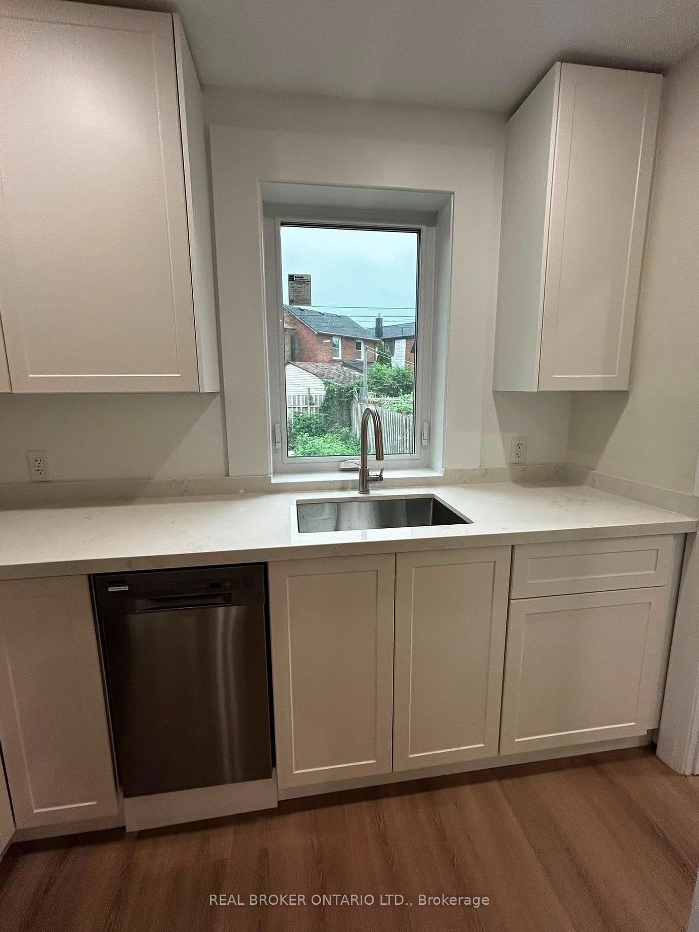 659 Vaughan Road, Unit 2 thumbnail 10