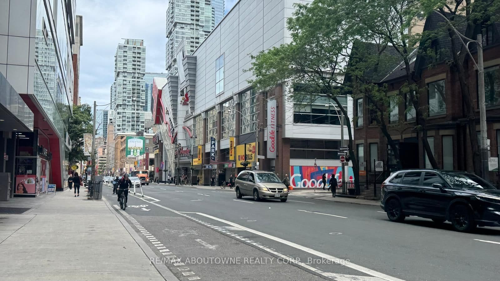330 Richmond Street W, Unit 207 thumbnail 11
