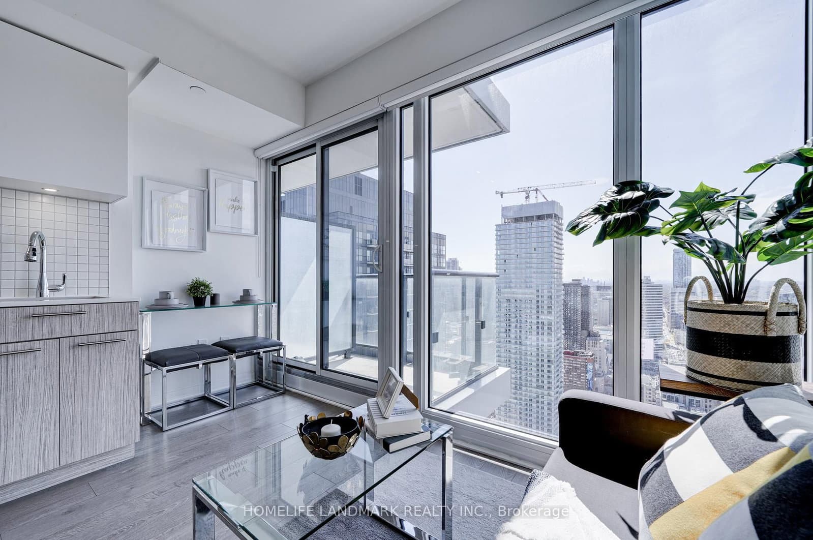251 Jarvis Street, Unit 4307 thumbnail 17