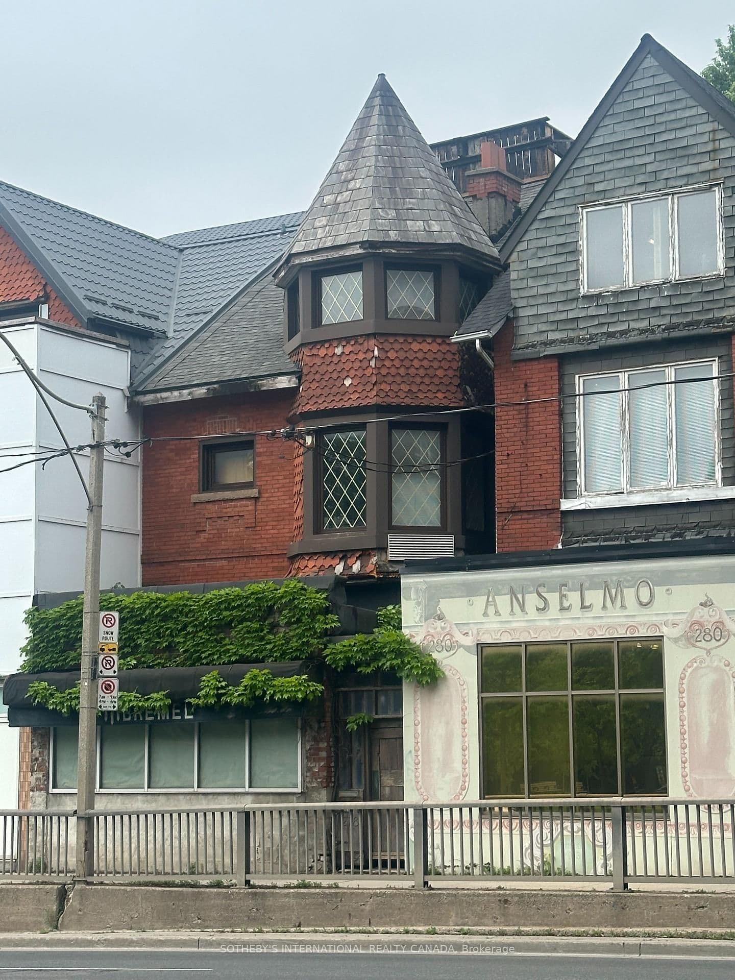 278 Avenue Road