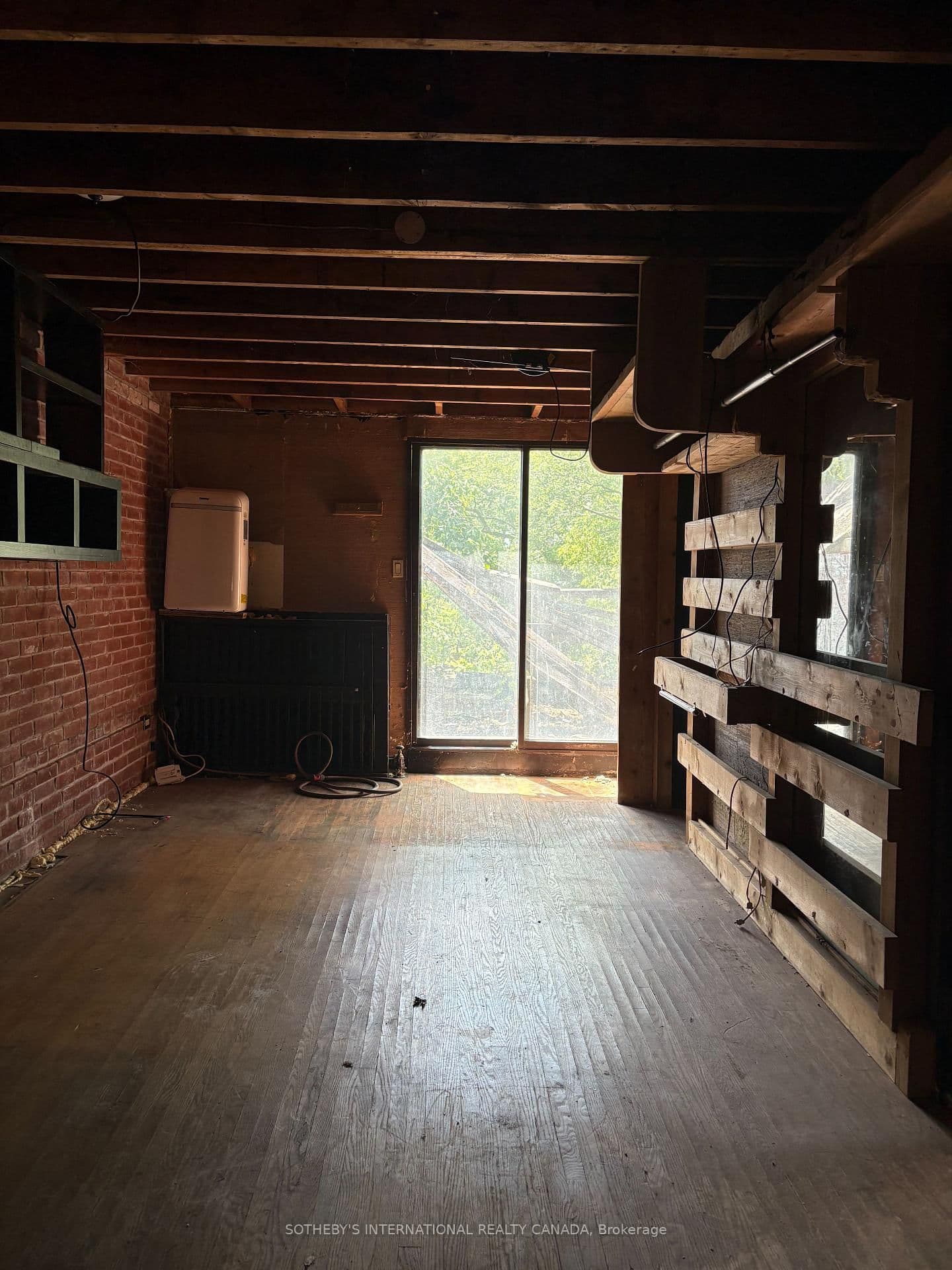 278 Avenue Road thumbnail 4