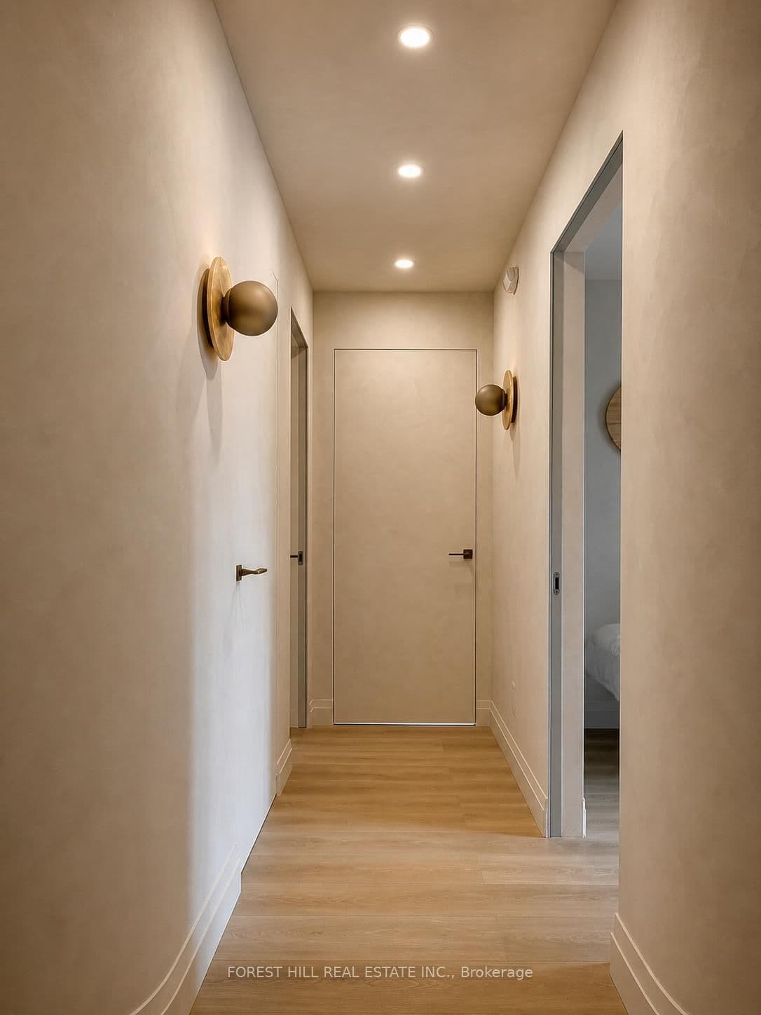 315 Avenue Road, Unit Room 1 thumbnail 6