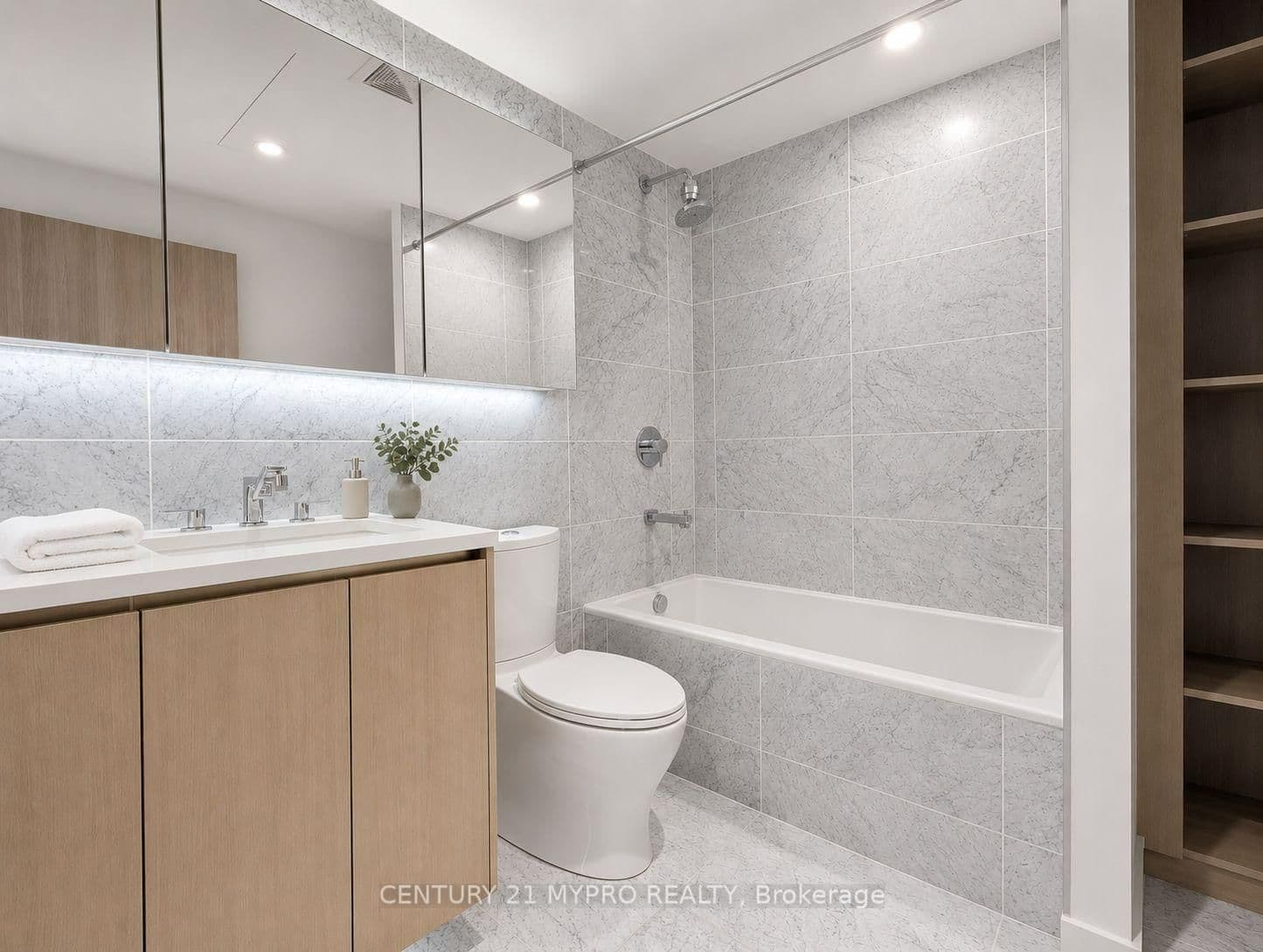 95 Mcmahon Drive, Unit 506 thumbnail 5